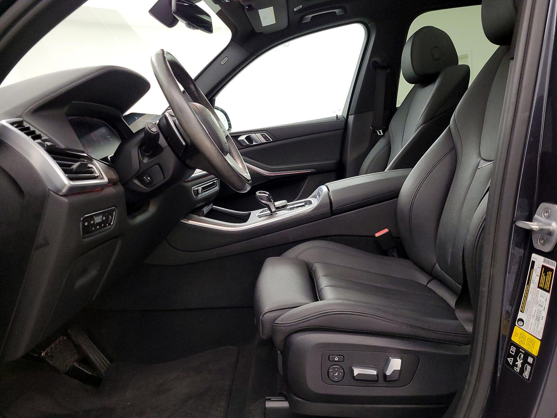 Thumbnail: 2020 BMW X5 - 11