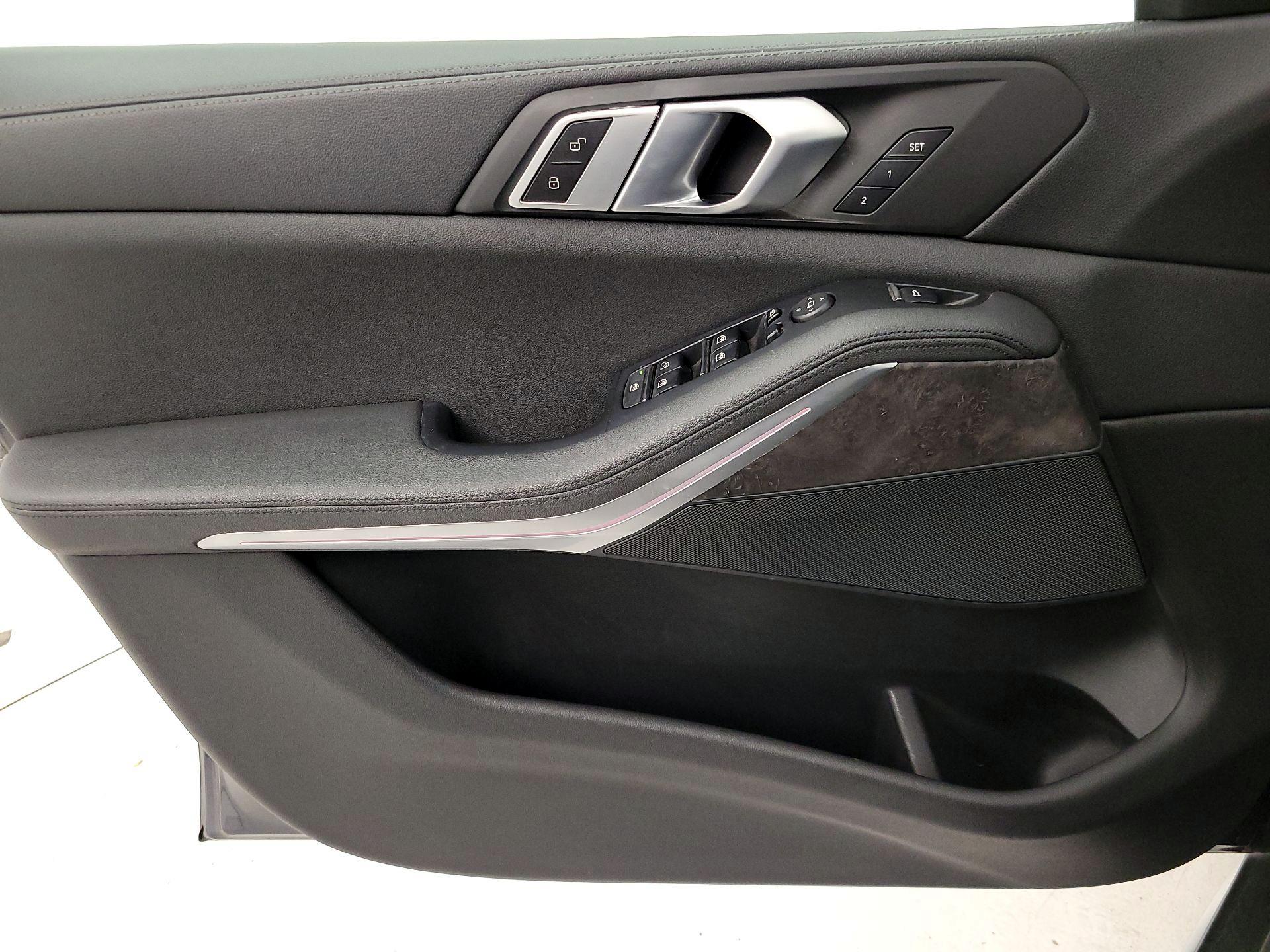 Thumbnail: 2020 BMW X5 - 12