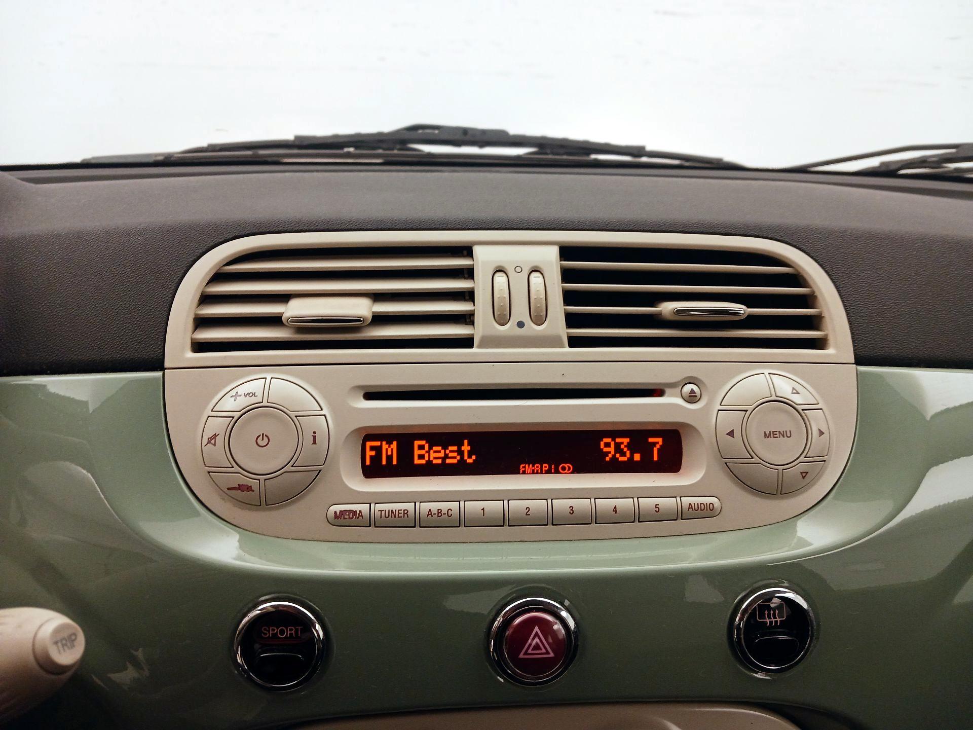 Thumbnail: 2015 Fiat 500 - 13