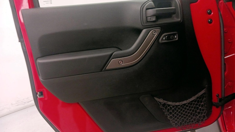 2015 Jeep Wrangler Sport 12