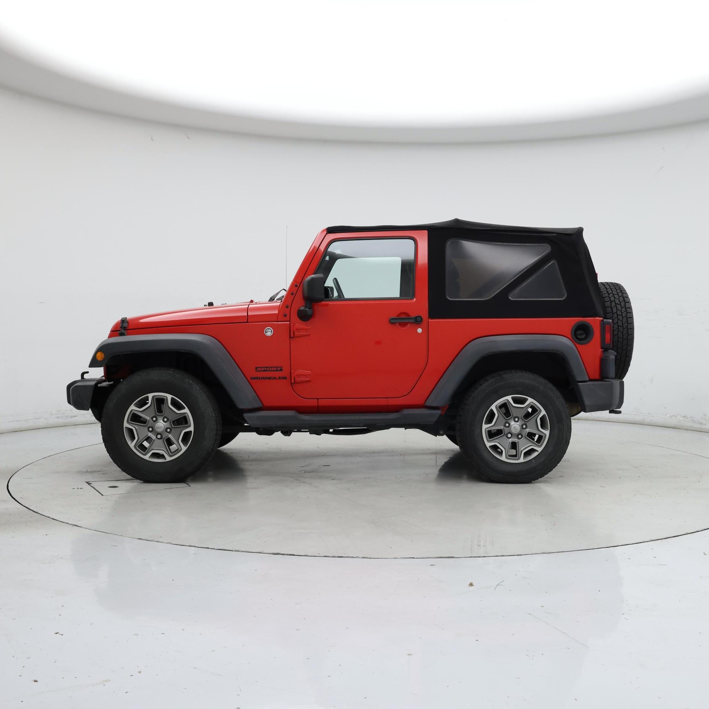 Thumbnail: 2015 Jeep Wrangler - 3