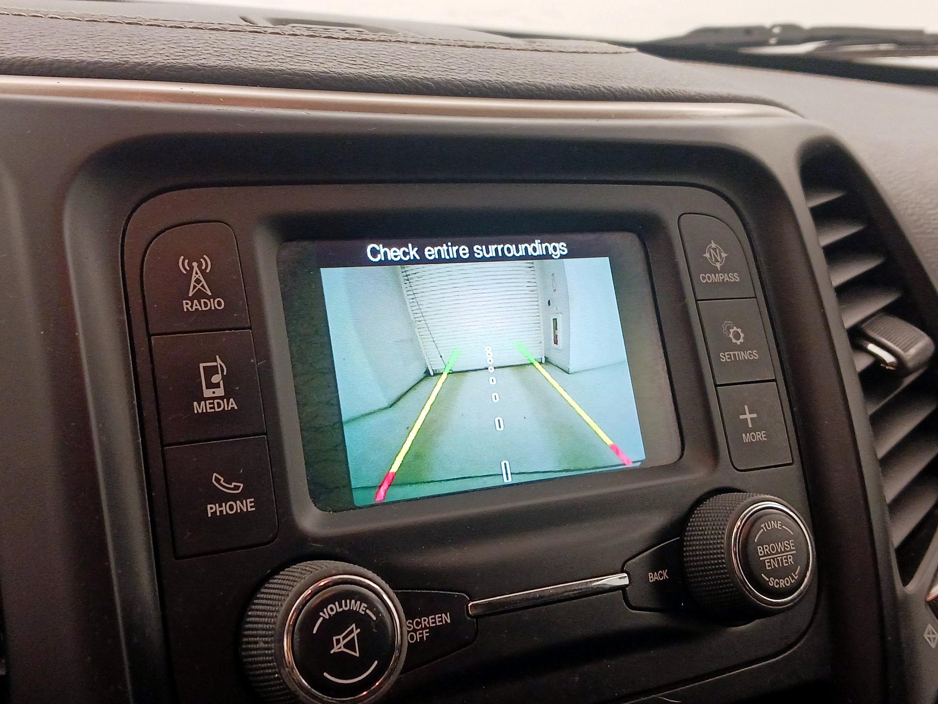 Thumbnail: 2015 Jeep Cherokee - 14