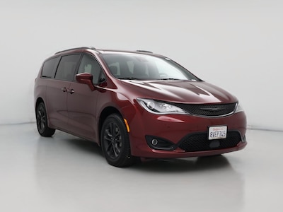 2020 Chrysler Pacifica Launch Edition -
                Fresno, CA