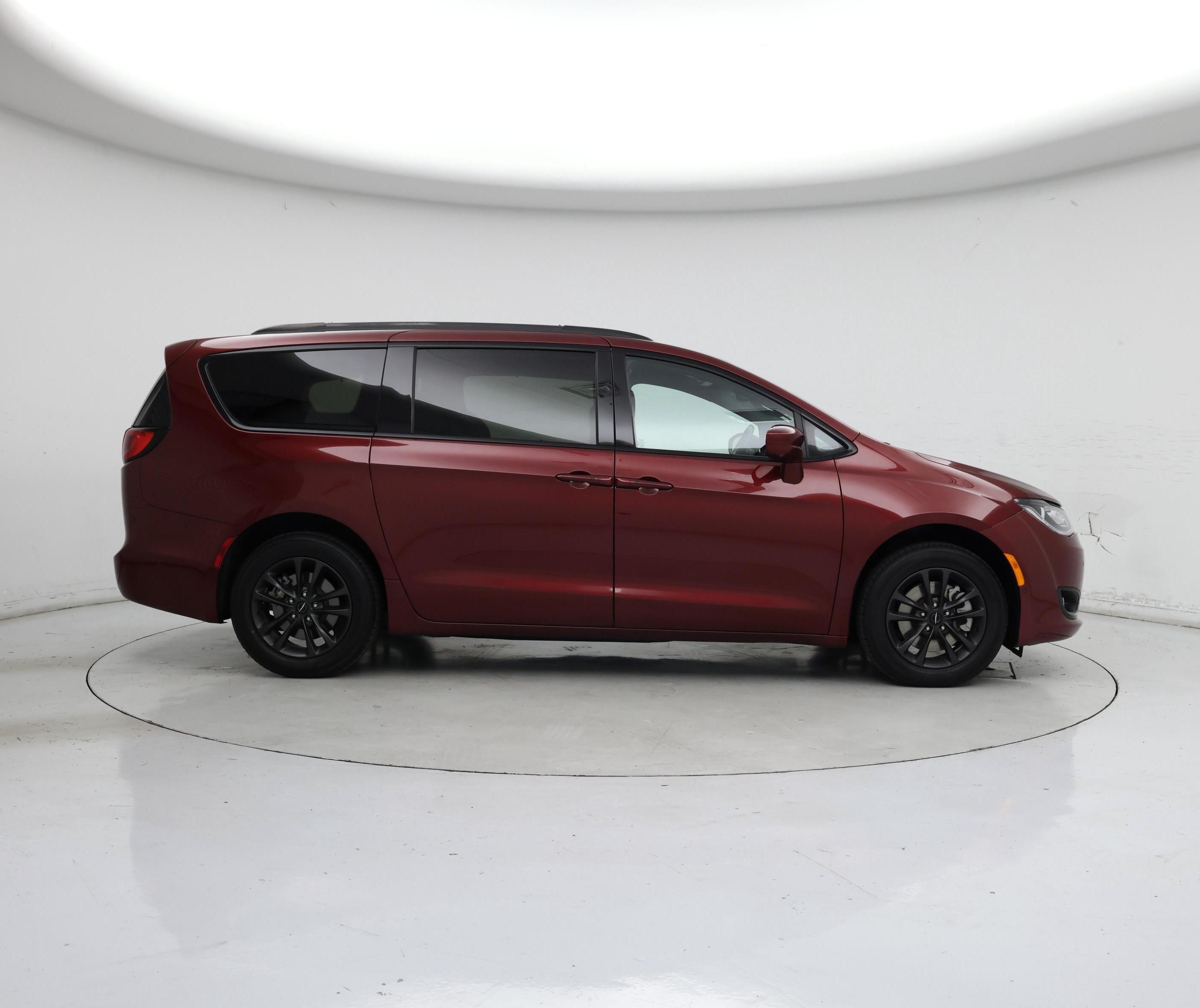 Thumbnail: 2020 Chrysler Pacifica - 7