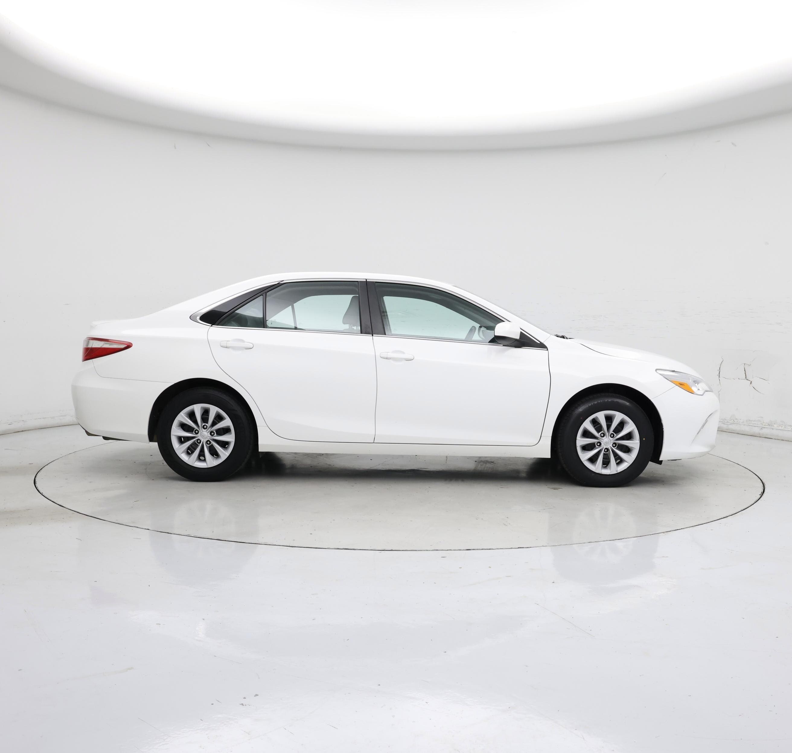Thumbnail: 2017 Toyota Camry - 7