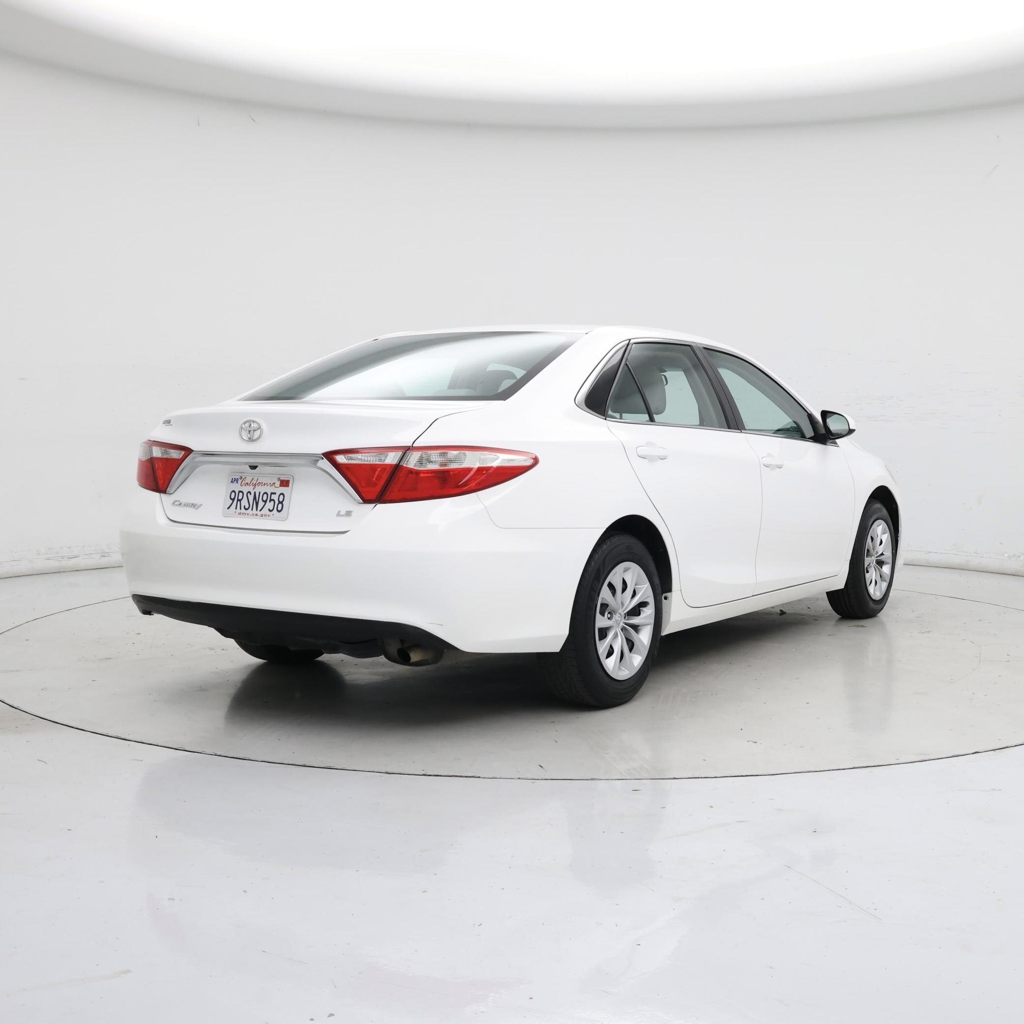 Thumbnail: 2017 Toyota Camry - 8