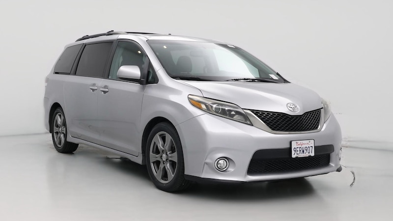 2017 Toyota Sienna SE Hero Image