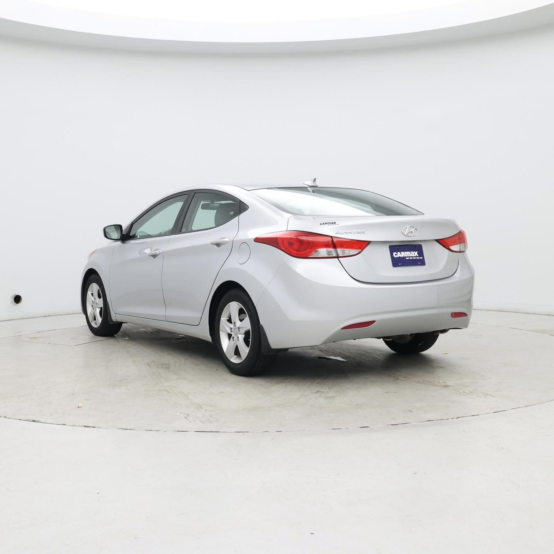 Thumbnail: 2013 Hyundai Elantra - 2