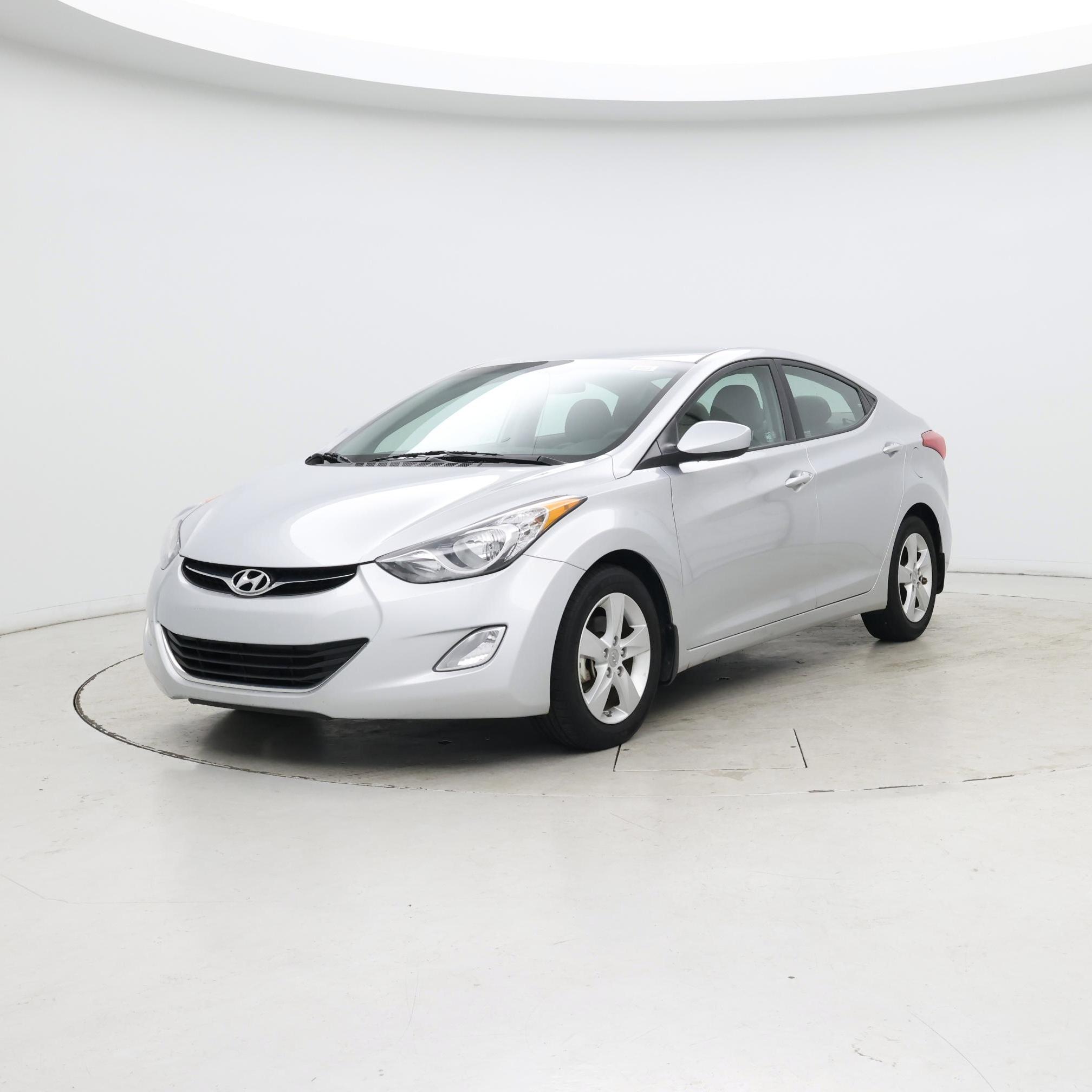 Thumbnail: 2013 Hyundai Elantra - 4