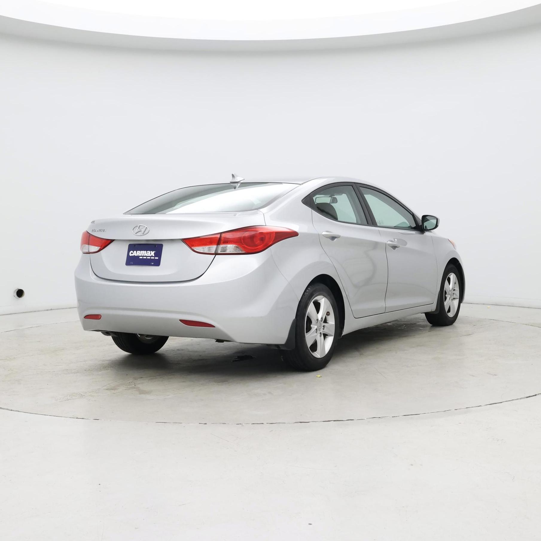 Thumbnail: 2013 Hyundai Elantra - 8