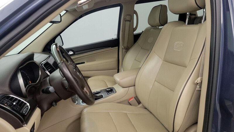 2019 Jeep Grand Cherokee Overland 11