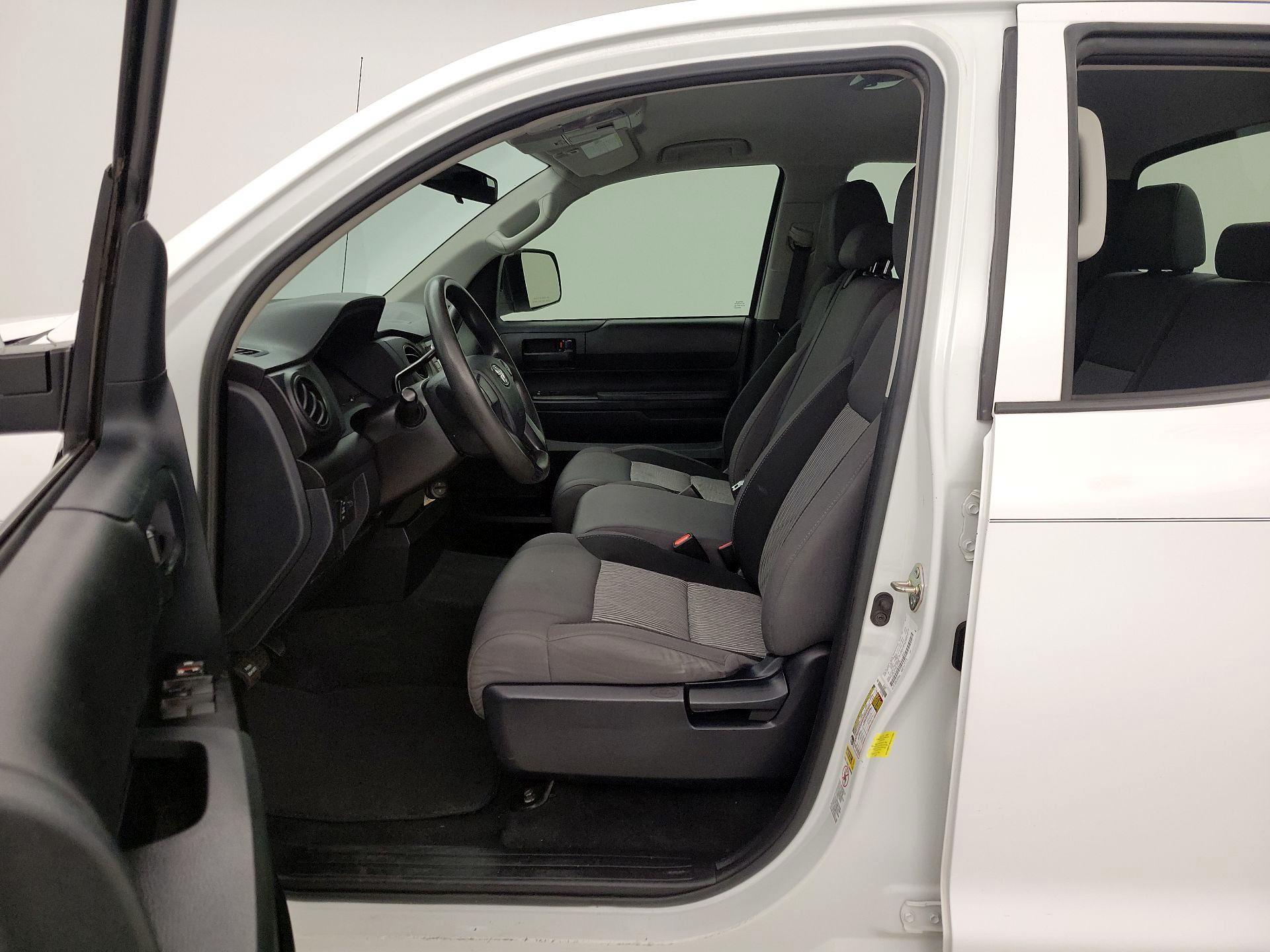Thumbnail: 2017 Toyota Tundra - 11