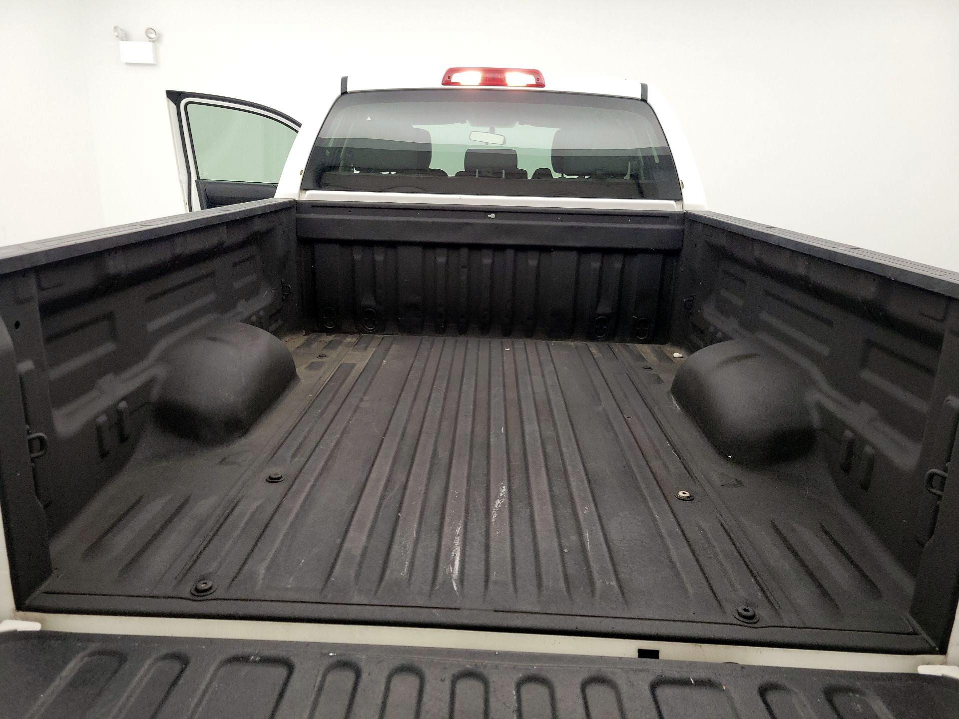 Thumbnail: 2017 Toyota Tundra - 20