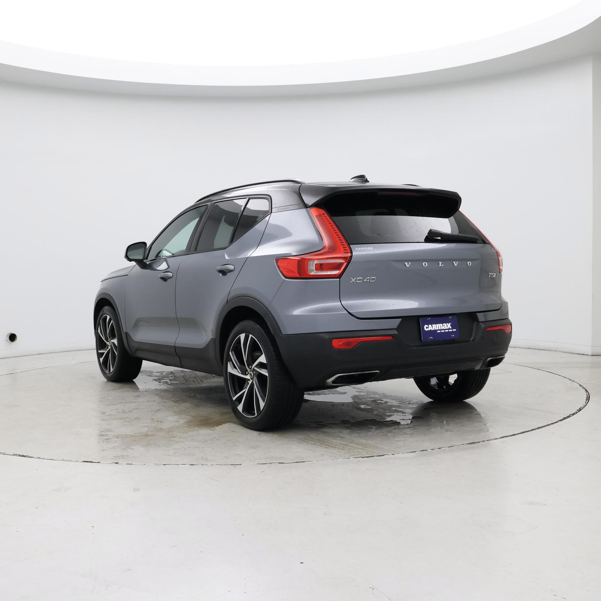 Thumbnail: 2019 Volvo XC40 - 2