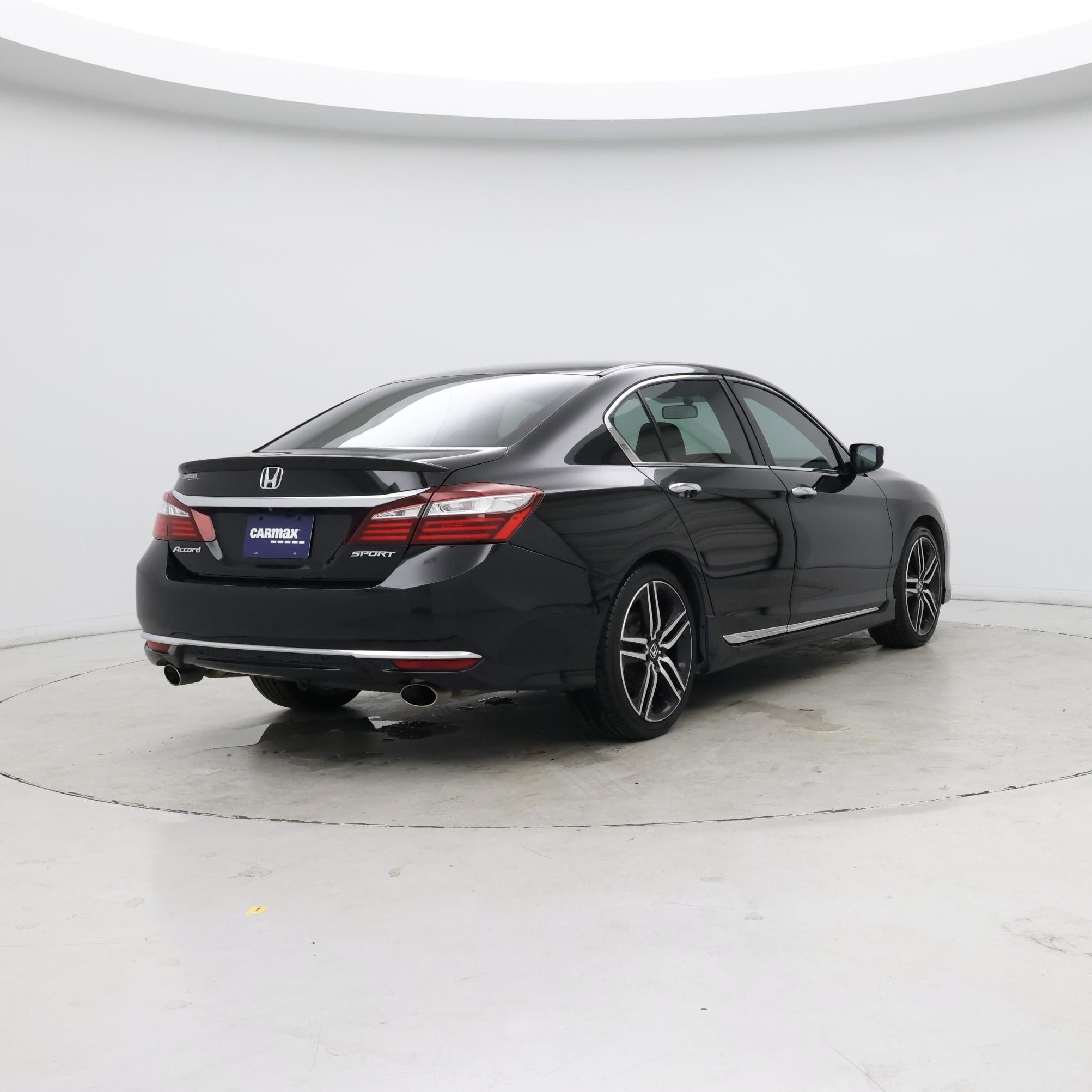 Thumbnail: 2017 Honda Accord - 8