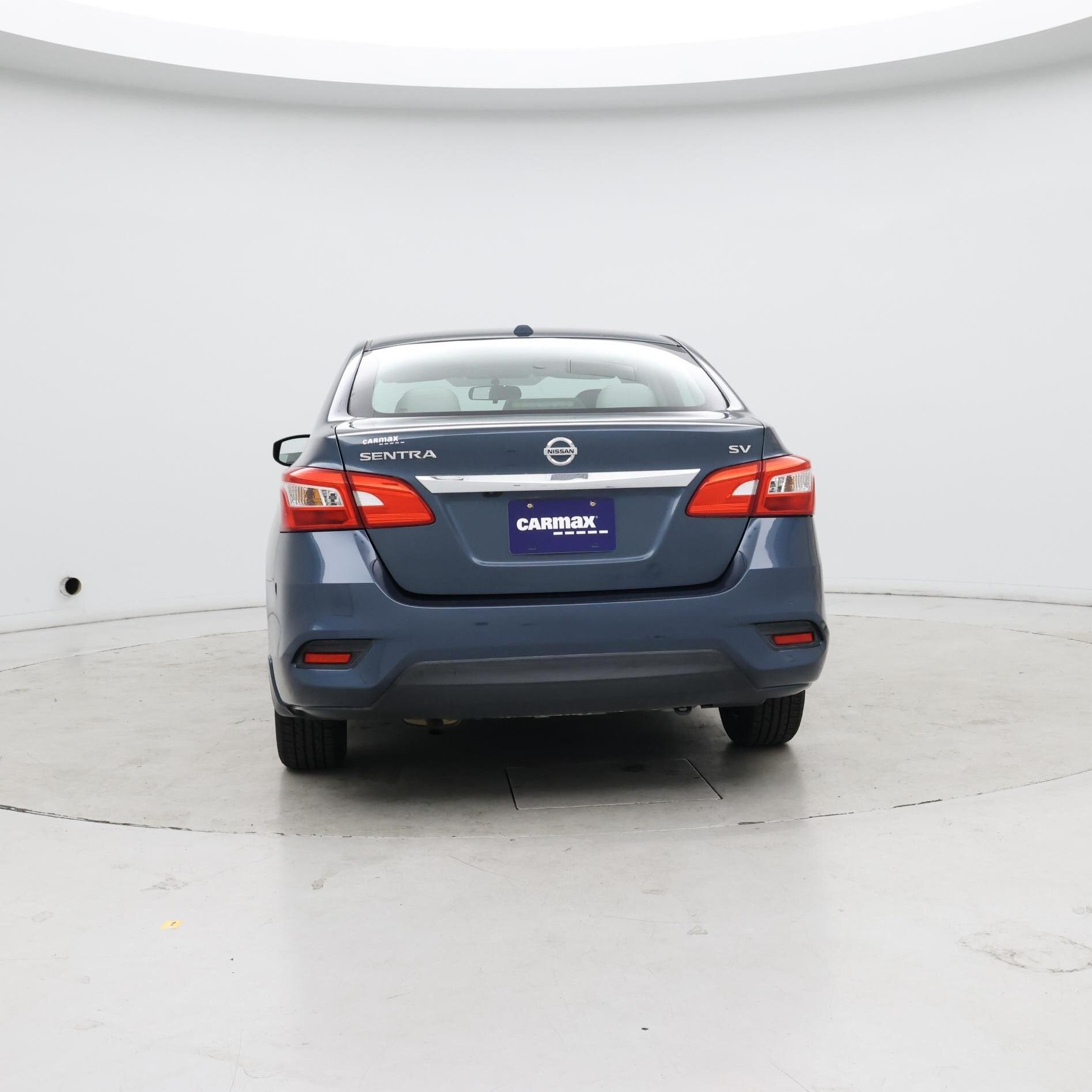 Thumbnail: 2016 Nissan Sentra - 6