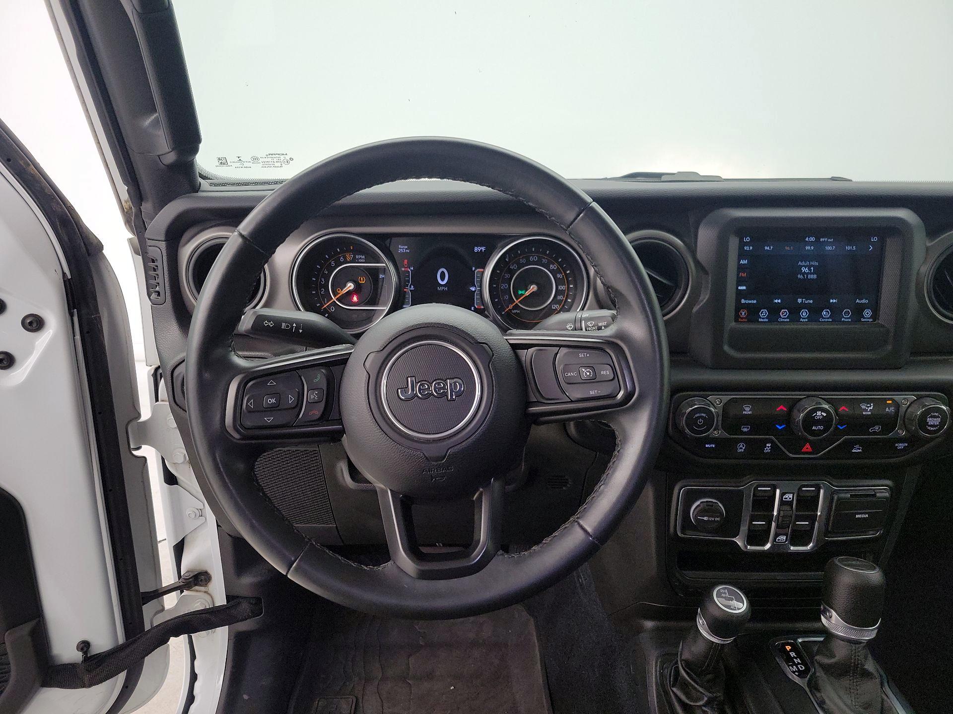 Thumbnail: 2022 Jeep Gladiator - 10