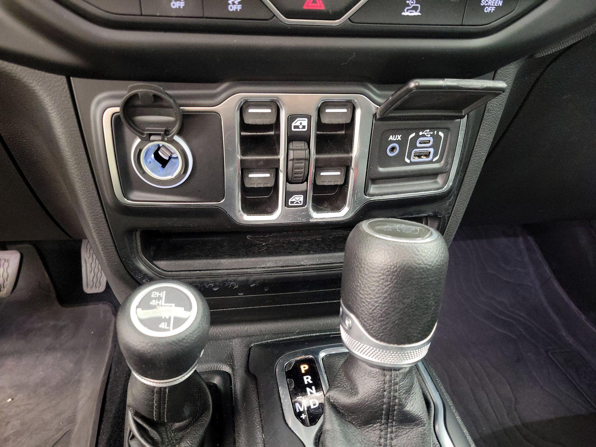 Thumbnail: 2022 Jeep Gladiator - 18