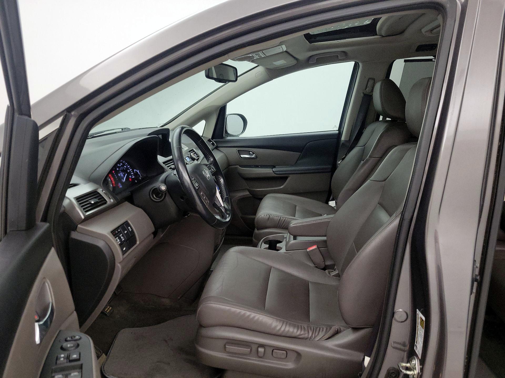 Thumbnail: 2016 Honda Odyssey - 11