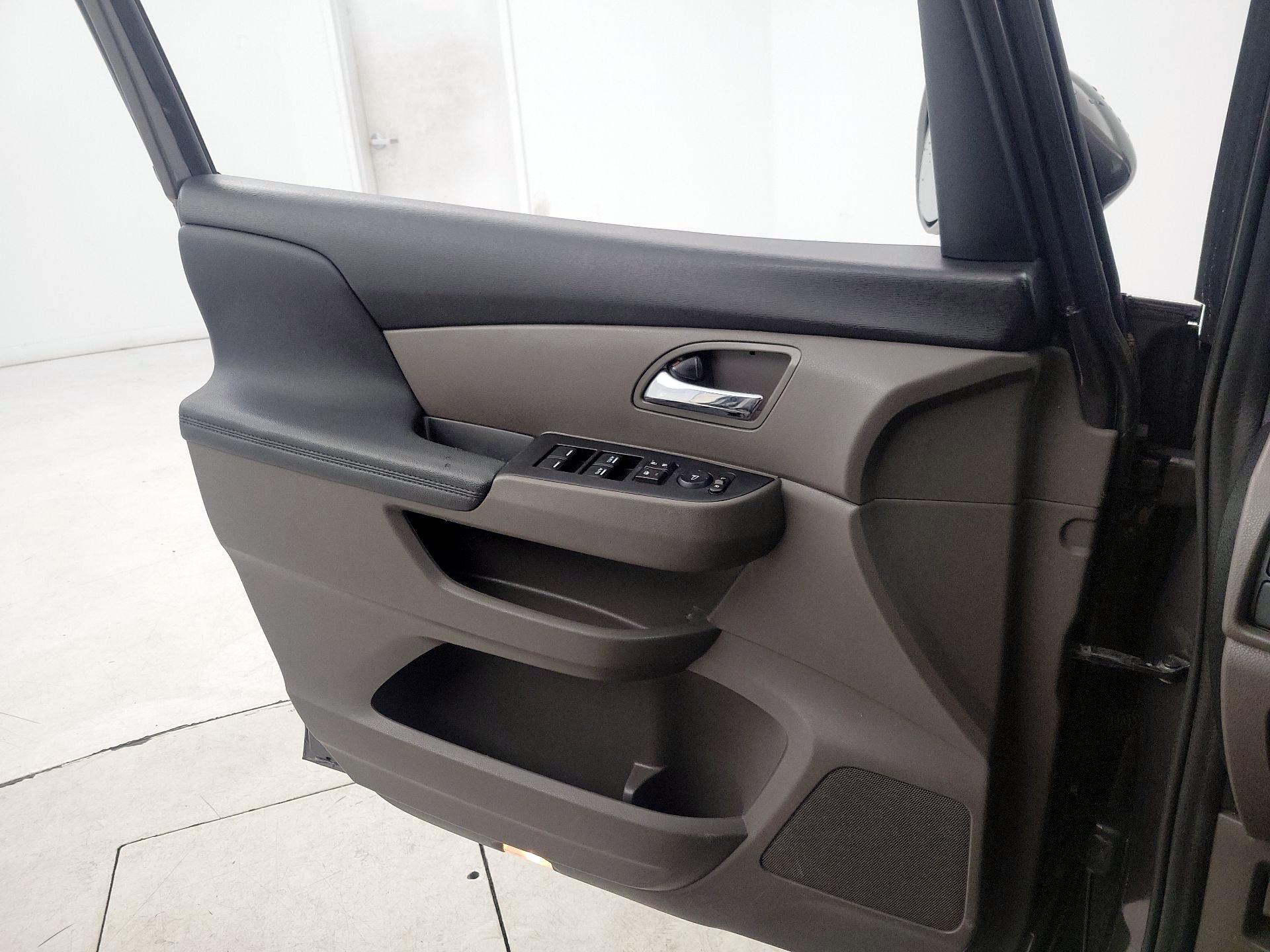 Thumbnail: 2016 Honda Odyssey - 12