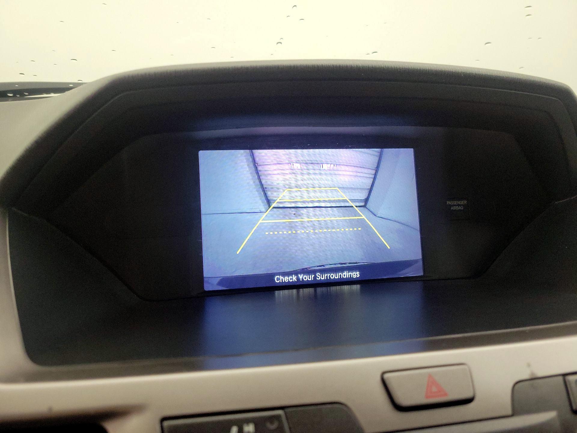 Thumbnail: 2016 Honda Odyssey - 14