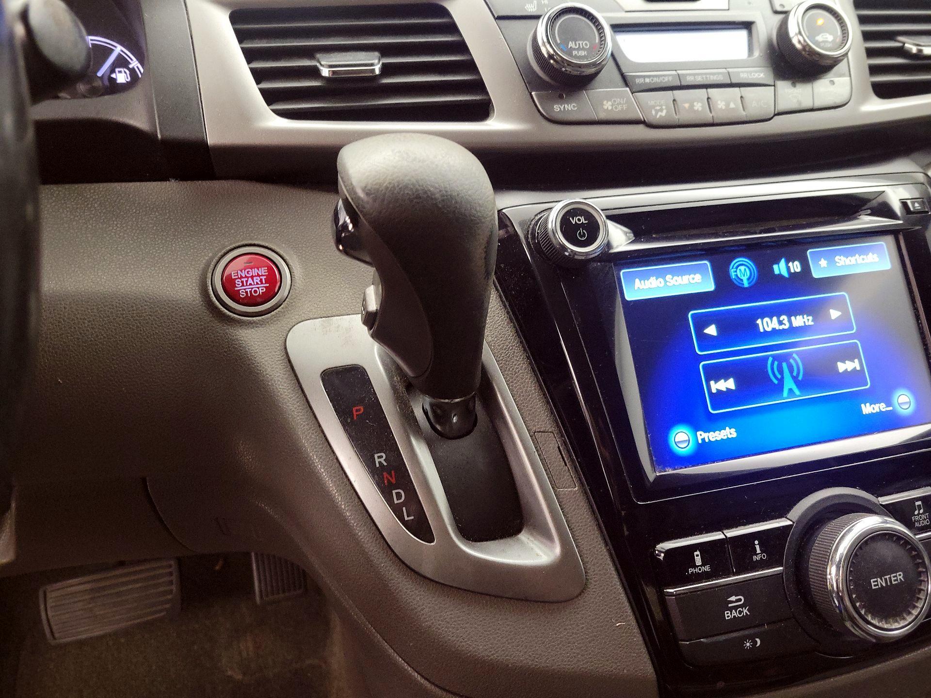 Thumbnail: 2016 Honda Odyssey - 17