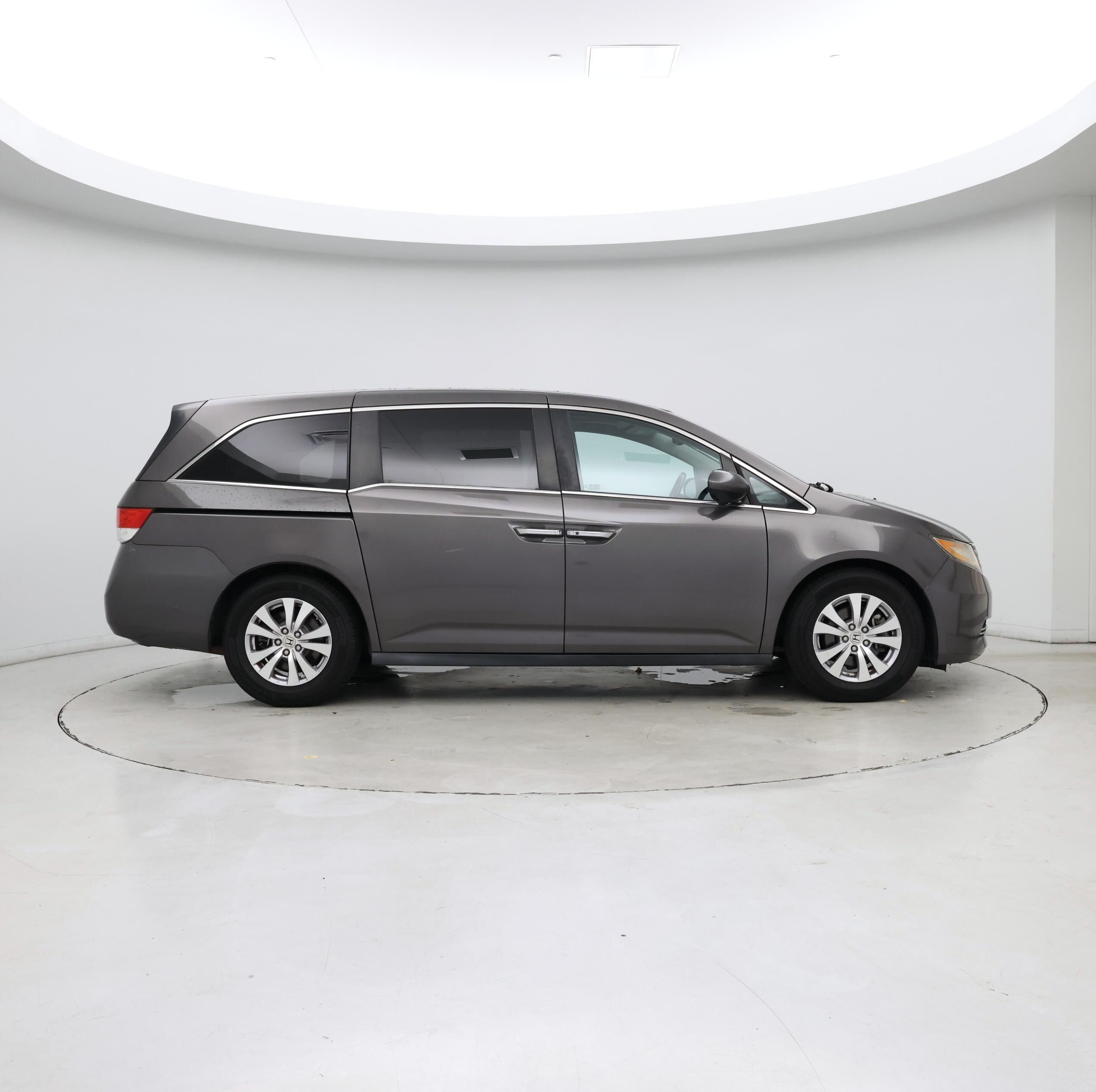 Thumbnail: 2016 Honda Odyssey - 7