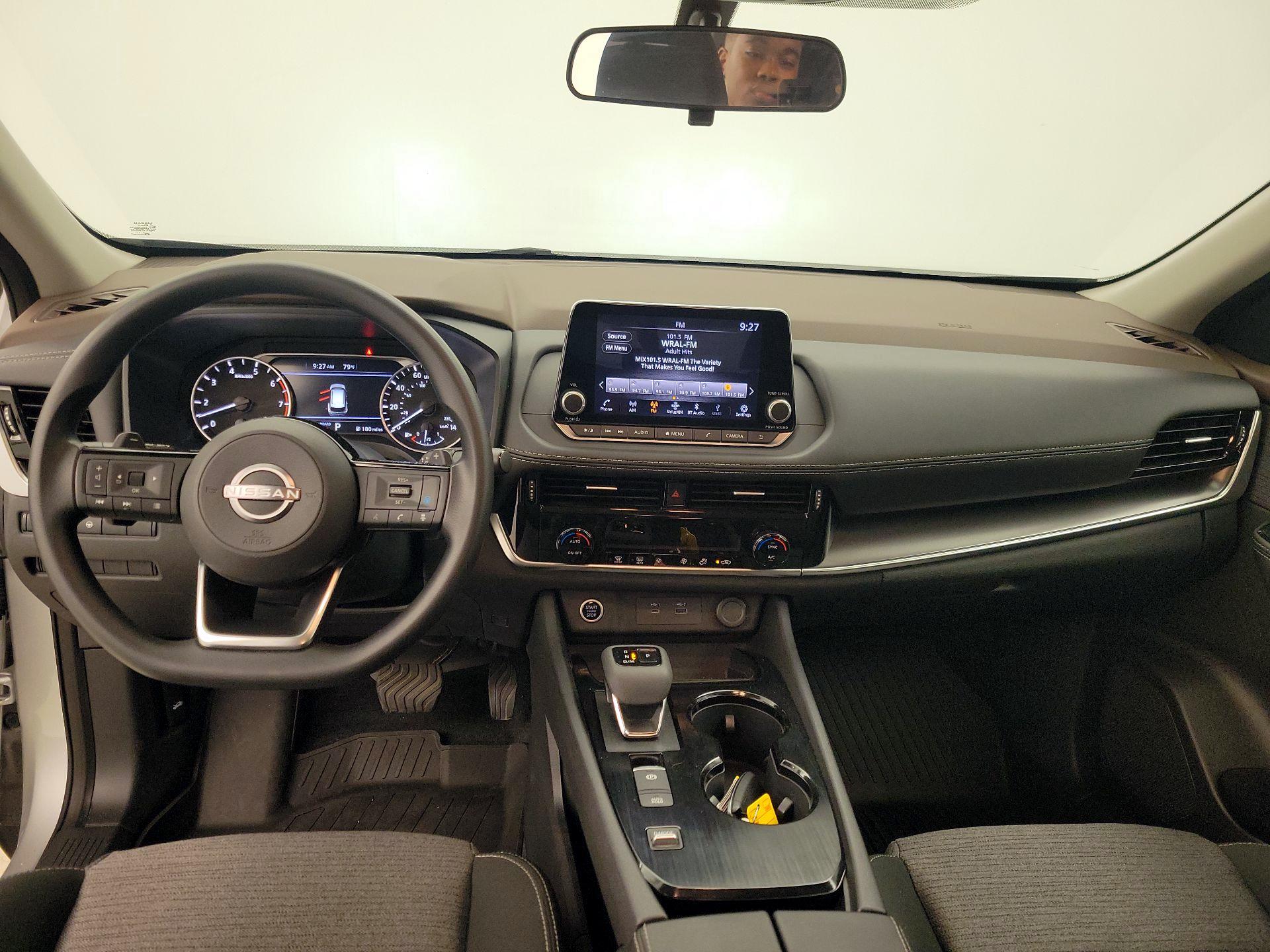 Thumbnail: 2023 Nissan Rogue - 9