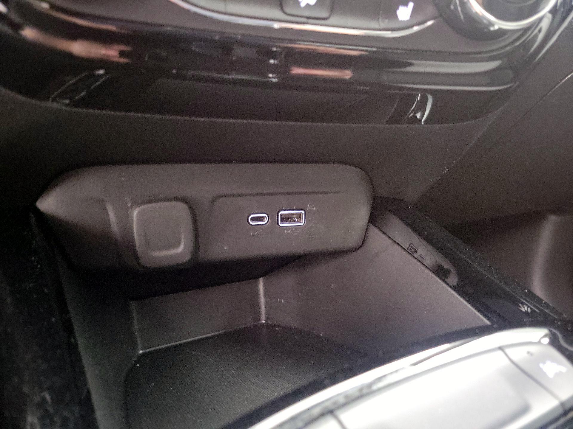 Thumbnail: 2024 Chevrolet Trax - 18