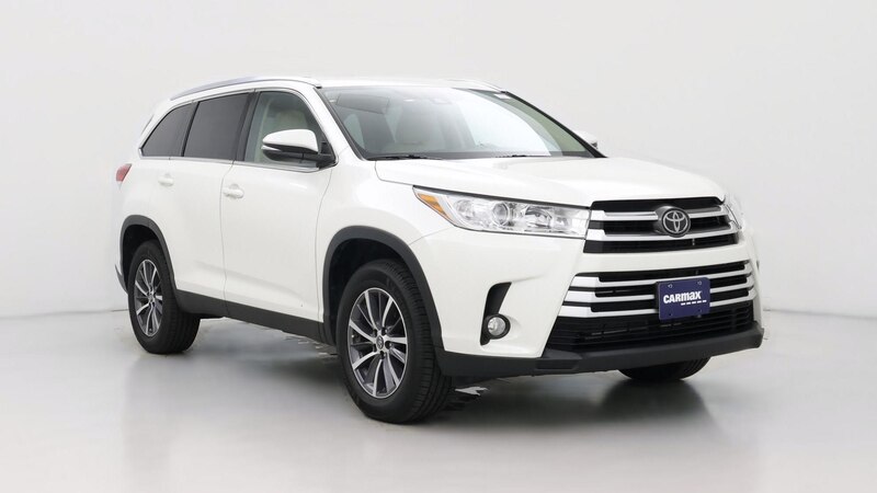 2019 Toyota Highlander XLE Hero Image