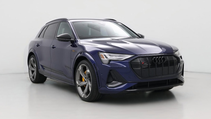 2022 Audi e-tron S Prestige Hero Image