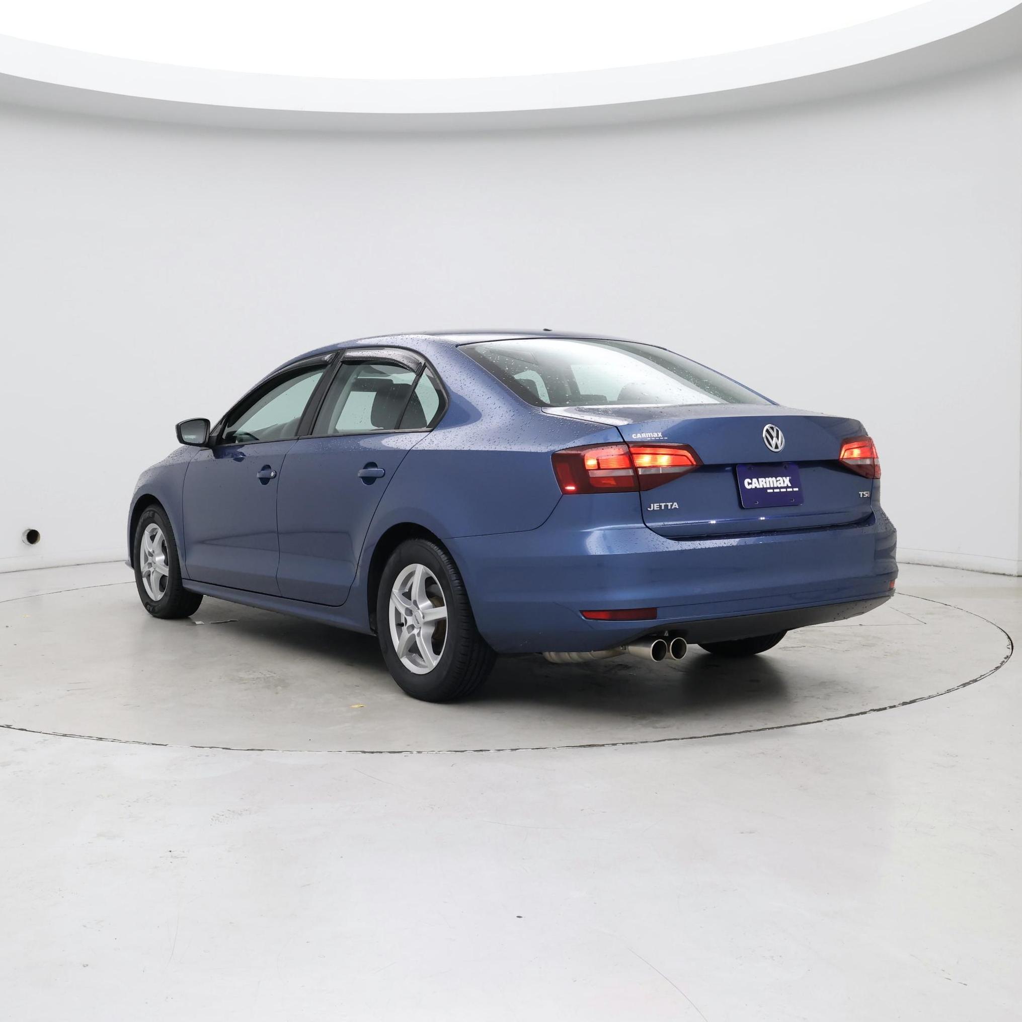 Thumbnail: 2016 Volkswagen Jetta - 2