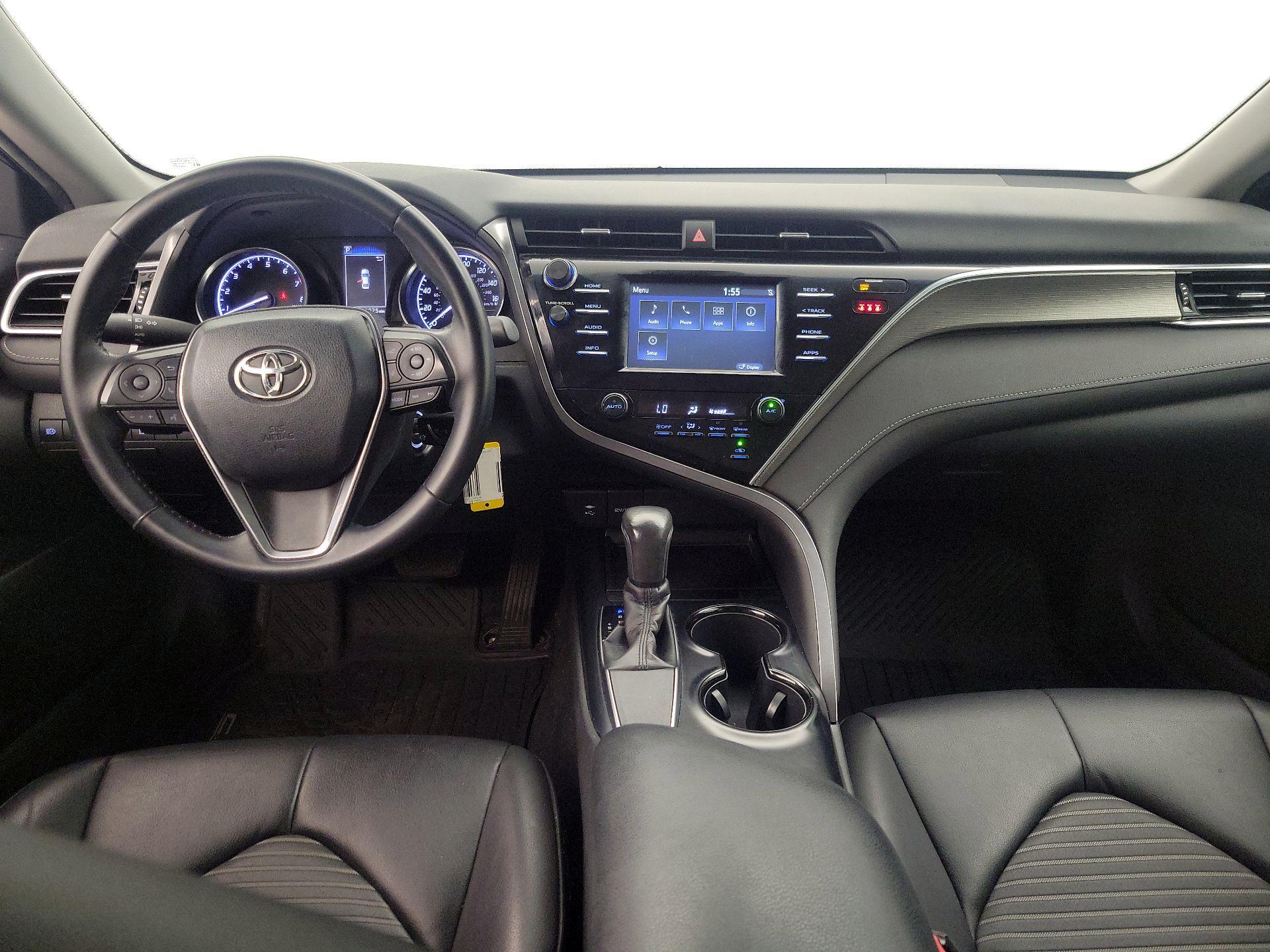Thumbnail: 2018 Toyota Camry - 9