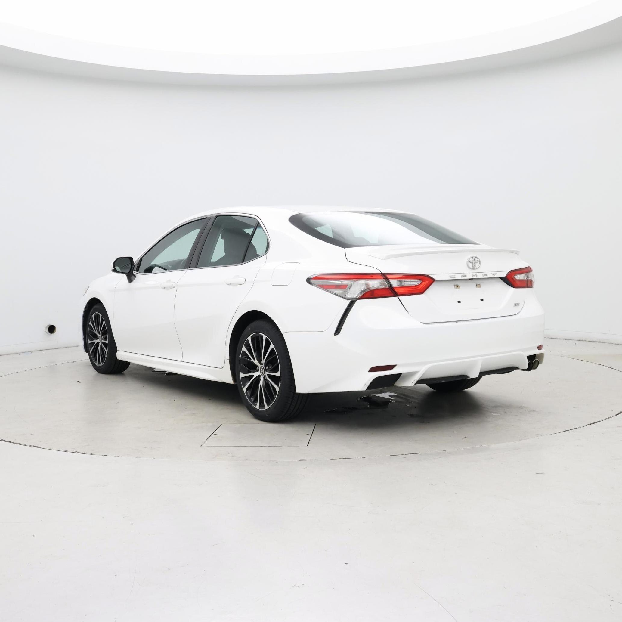 Thumbnail: 2018 Toyota Camry - 2