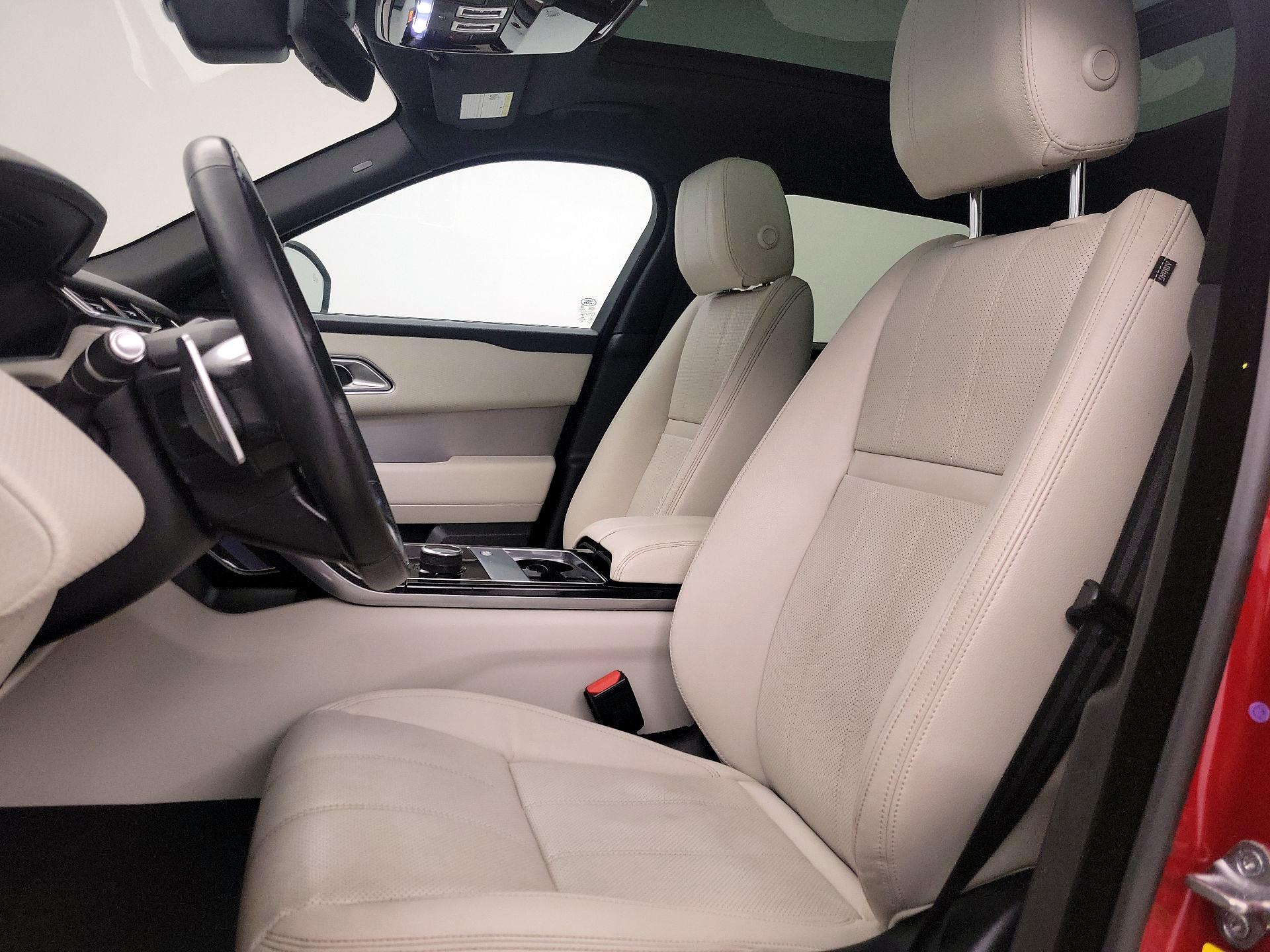Thumbnail: 2020 Land Rover Range Rover Velar - 11