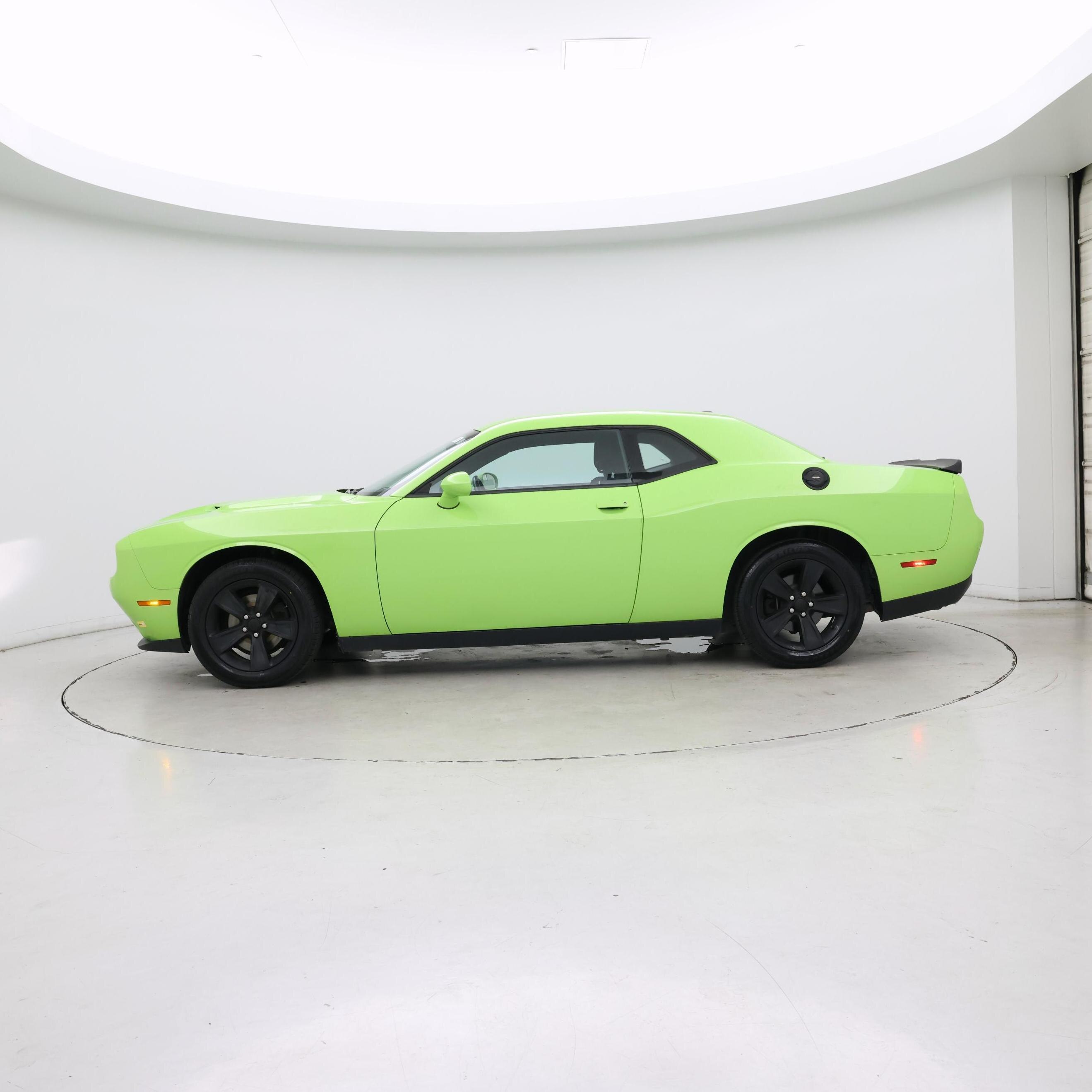 Thumbnail: 2019 Dodge Challenger - 3