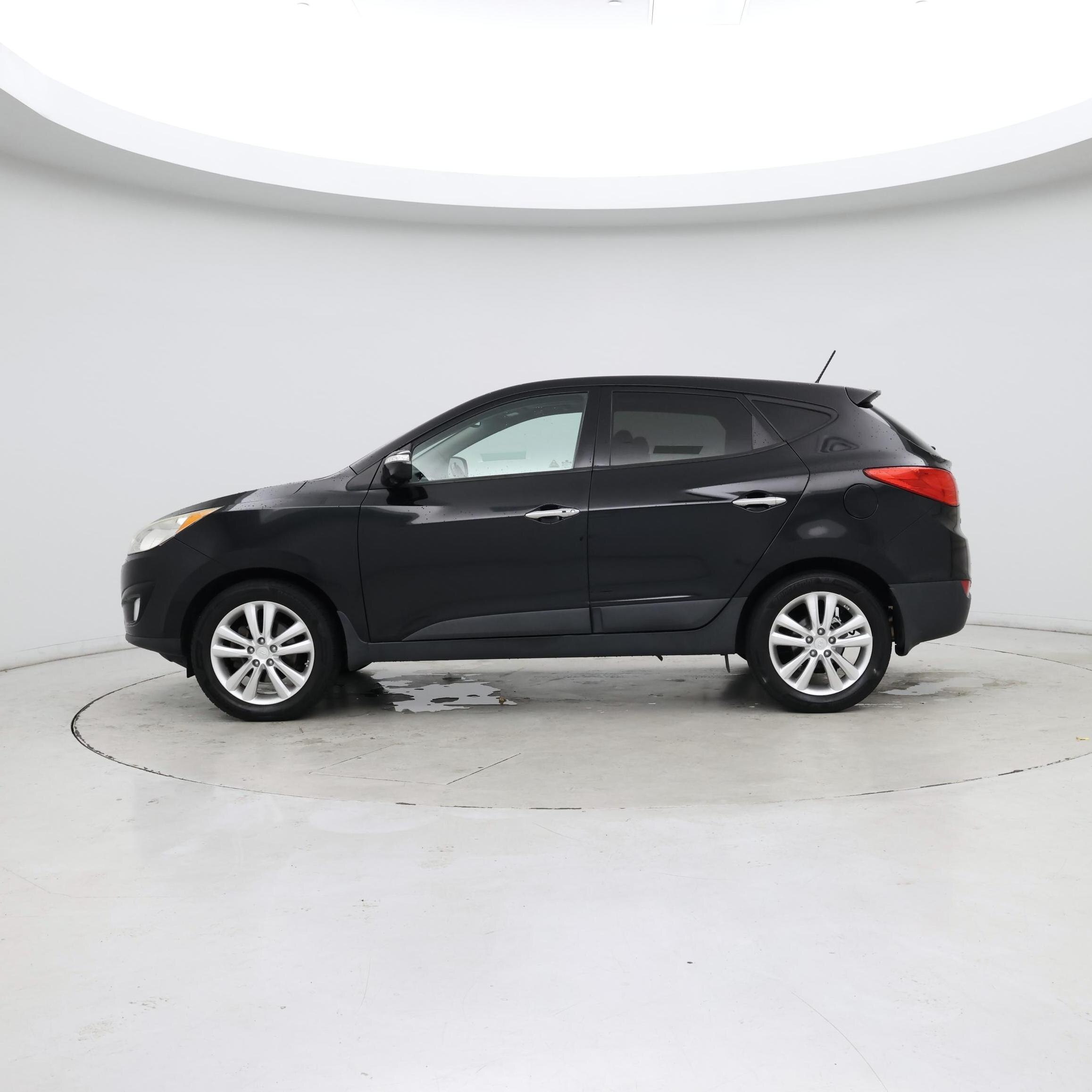 Thumbnail: 2013 Hyundai Tucson - 3