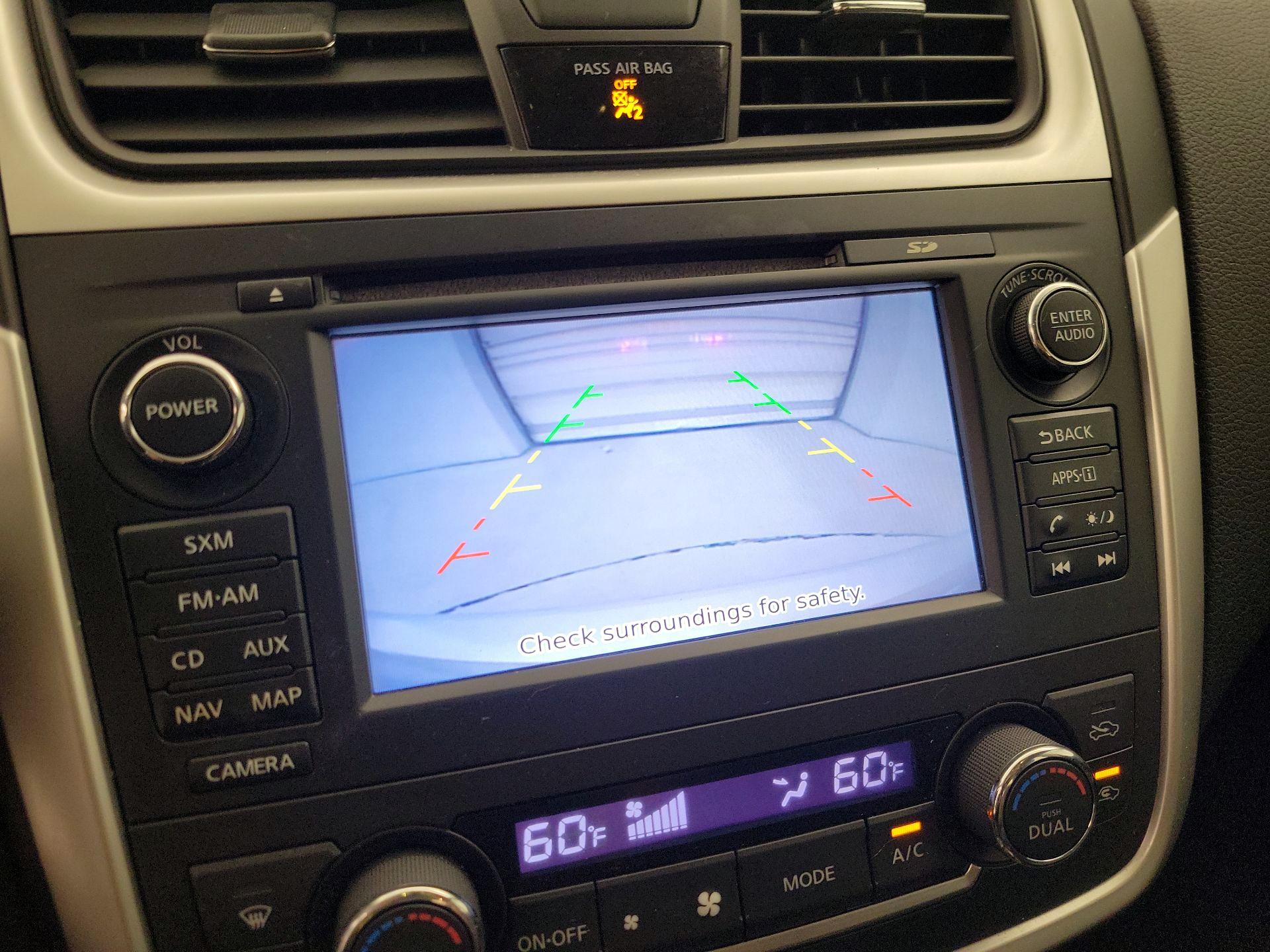 Thumbnail: 2016 Nissan Altima - 14