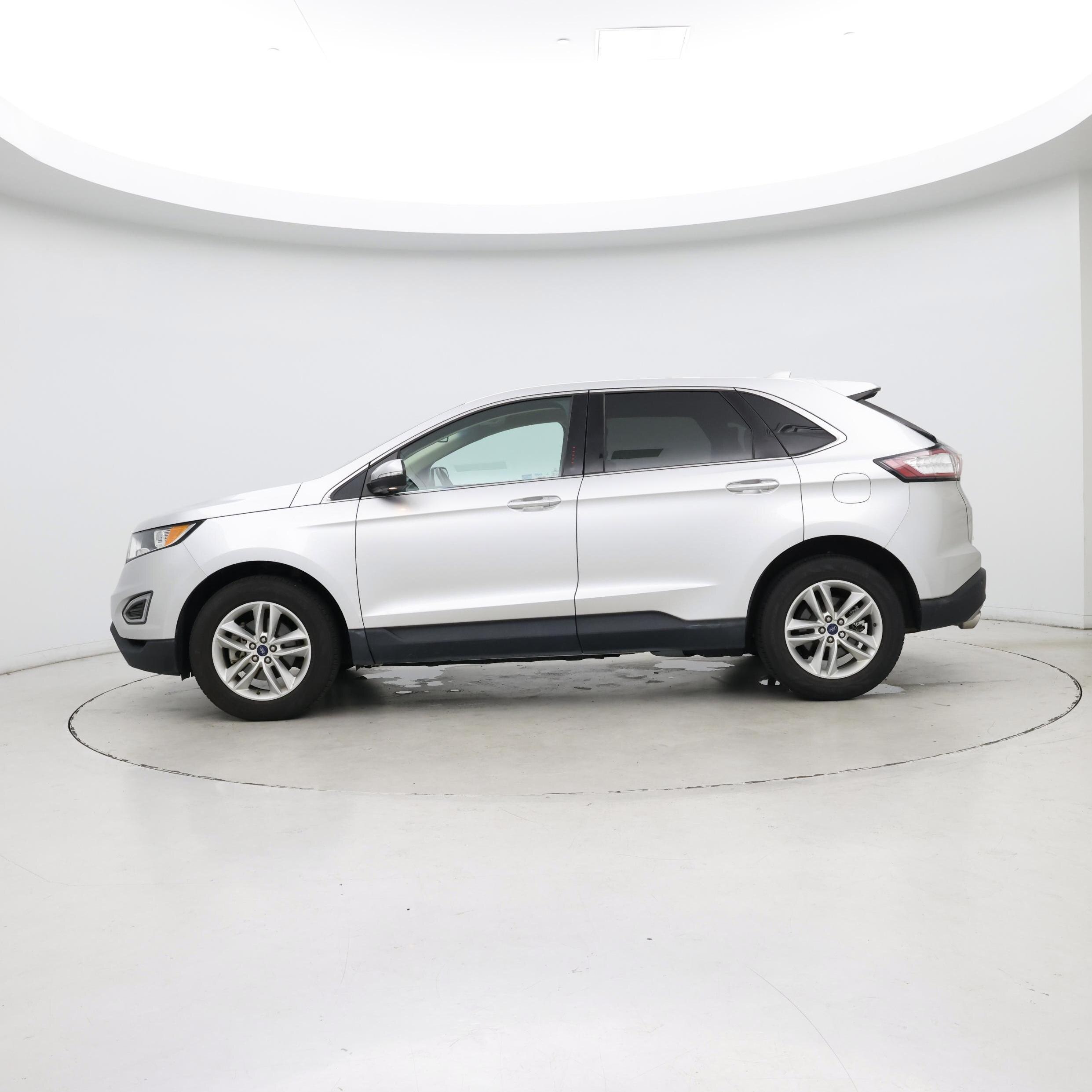 Thumbnail: 2017 Ford Edge - 3