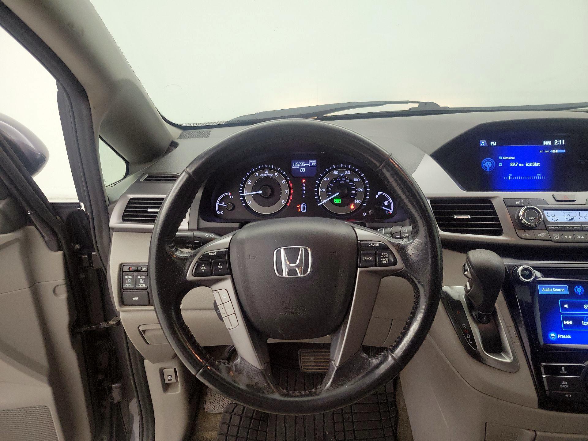 Thumbnail: 2014 Honda Odyssey - 10