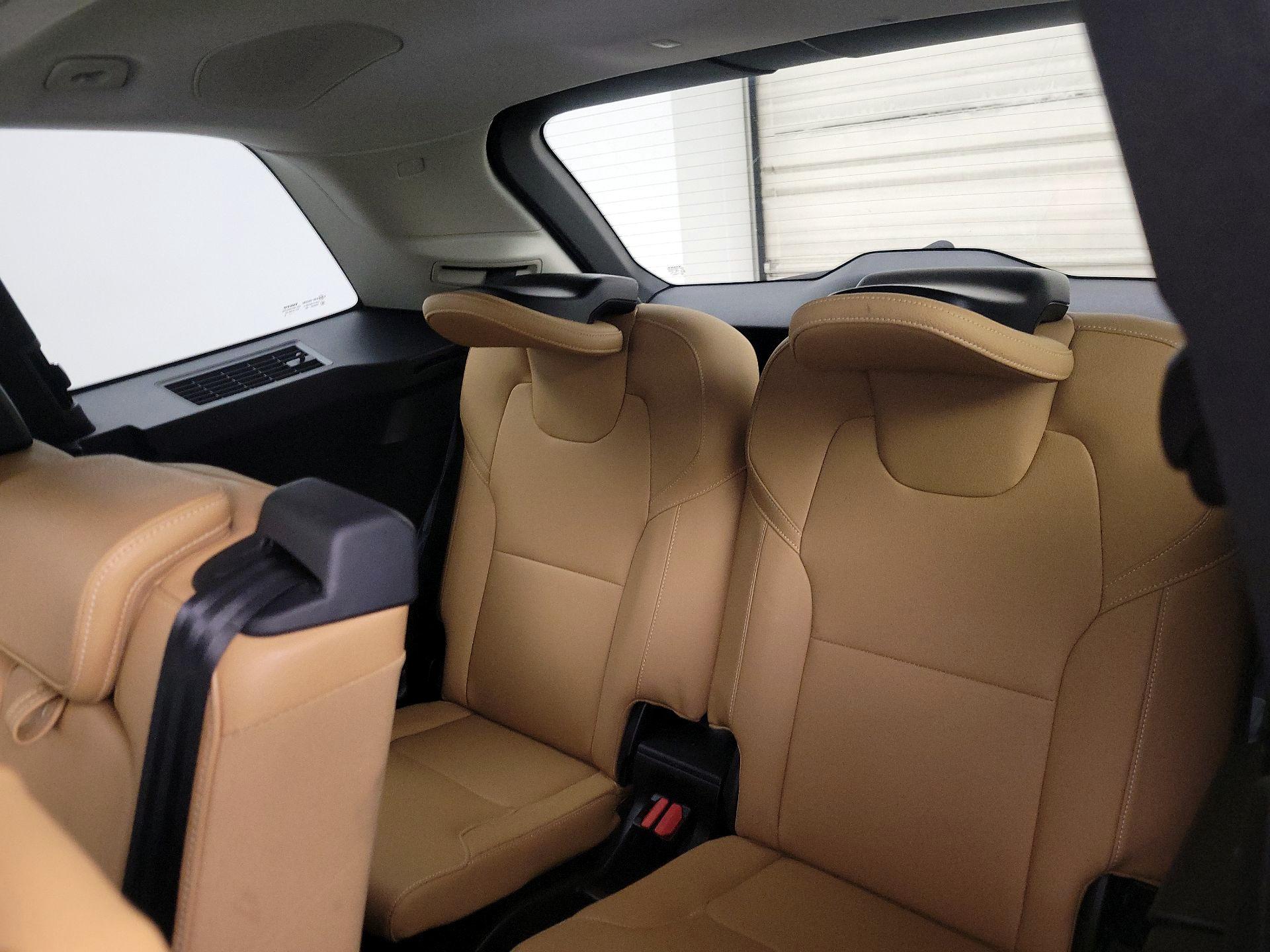 Thumbnail: 2016 Volvo XC90 - 19
