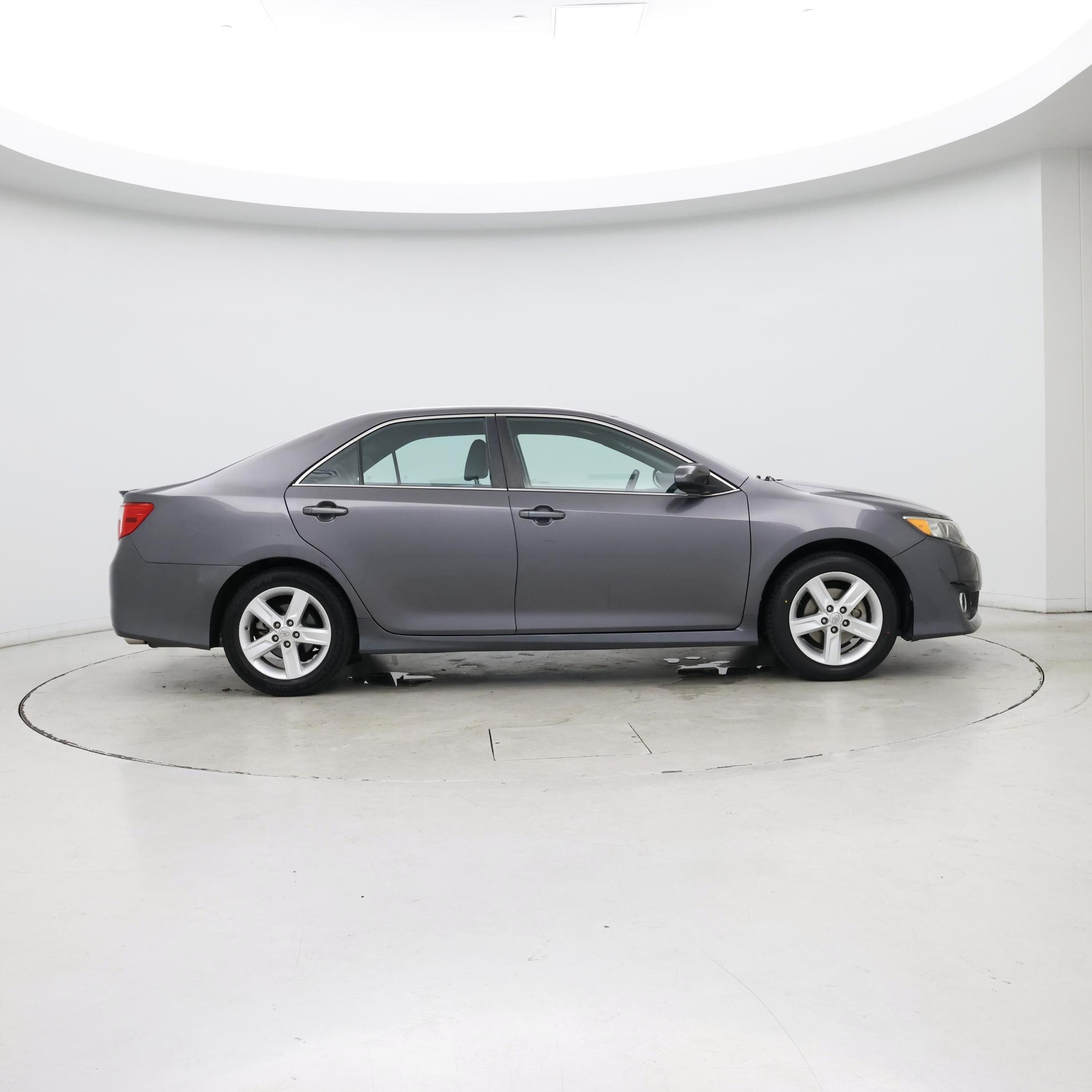Thumbnail: 2014 Toyota Camry - 7