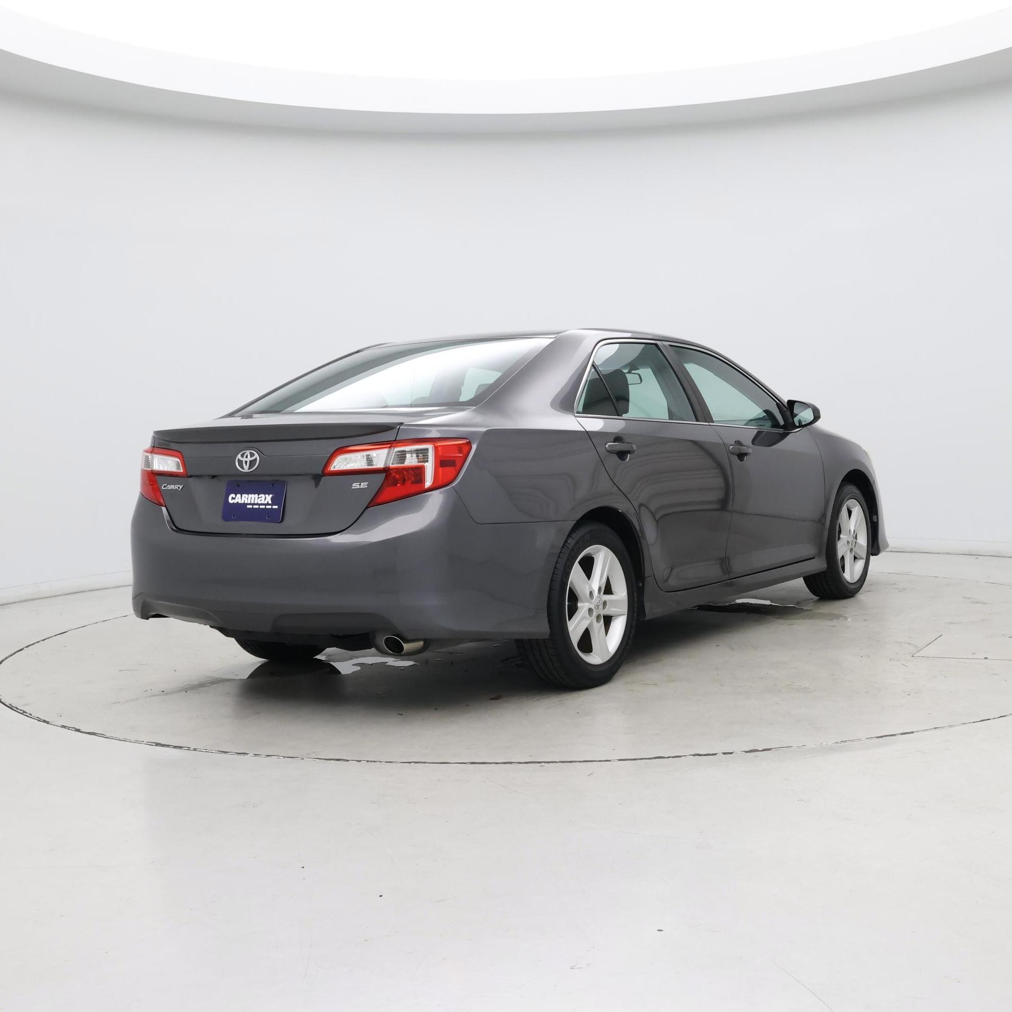 Thumbnail: 2014 Toyota Camry - 8