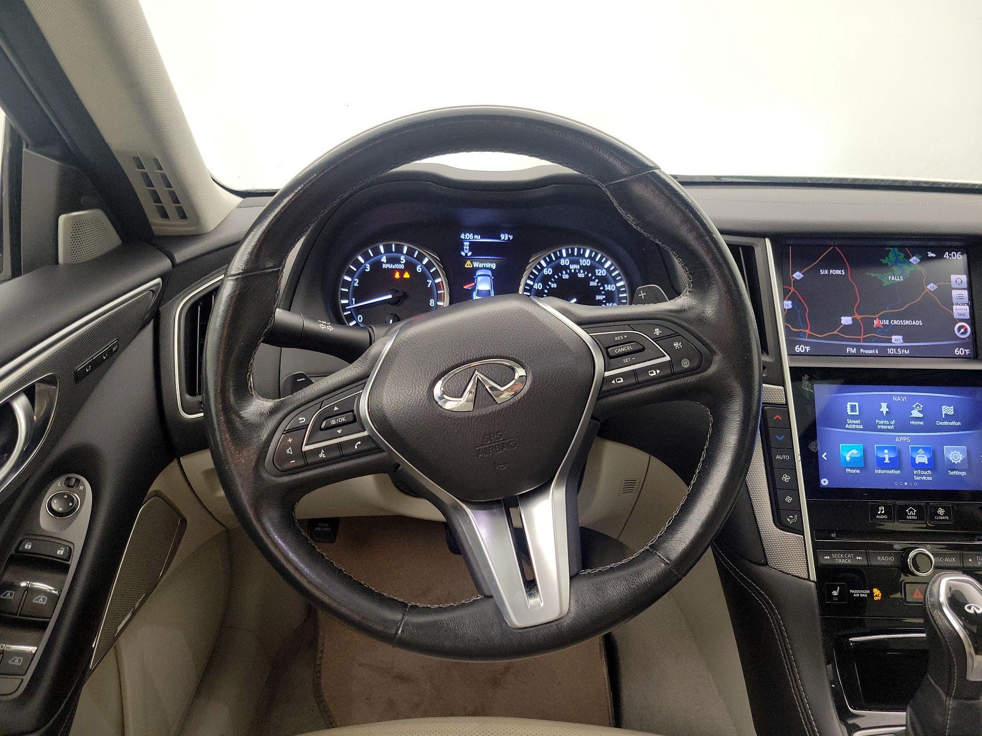 Thumbnail: 2019 INFINITI Q50 - 10