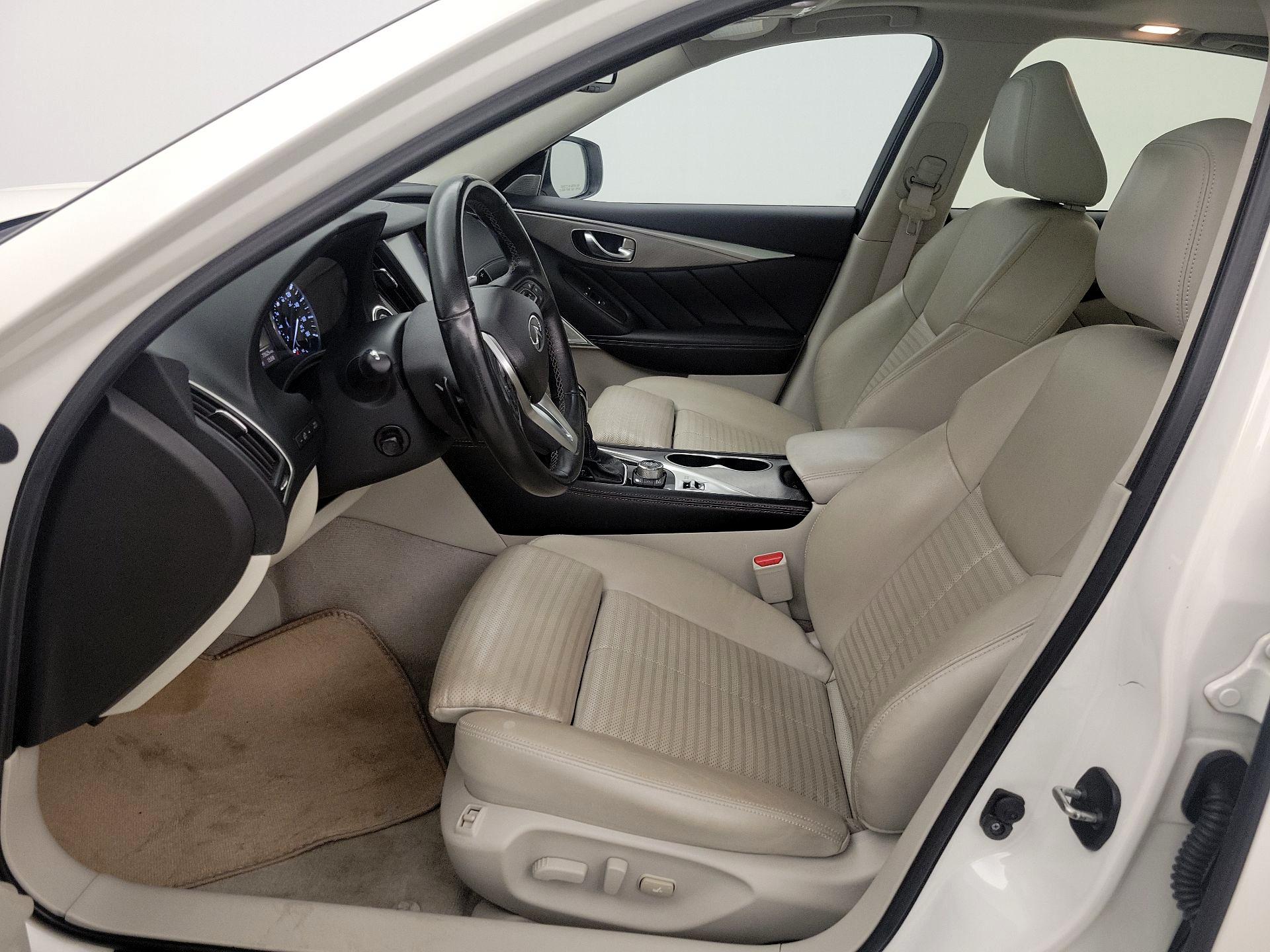 Thumbnail: 2019 INFINITI Q50 - 11