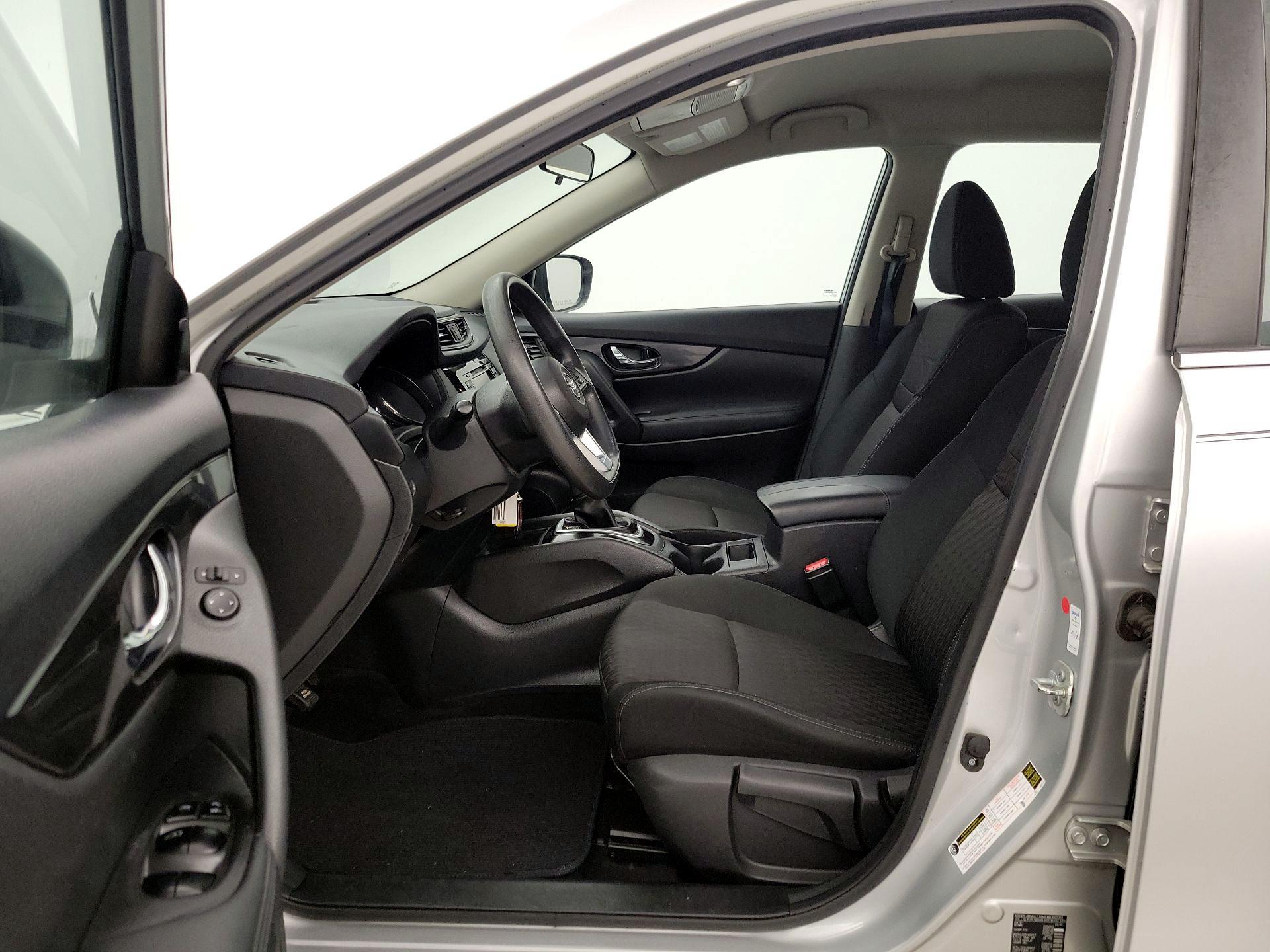 Thumbnail: 2018 Nissan Rogue - 11