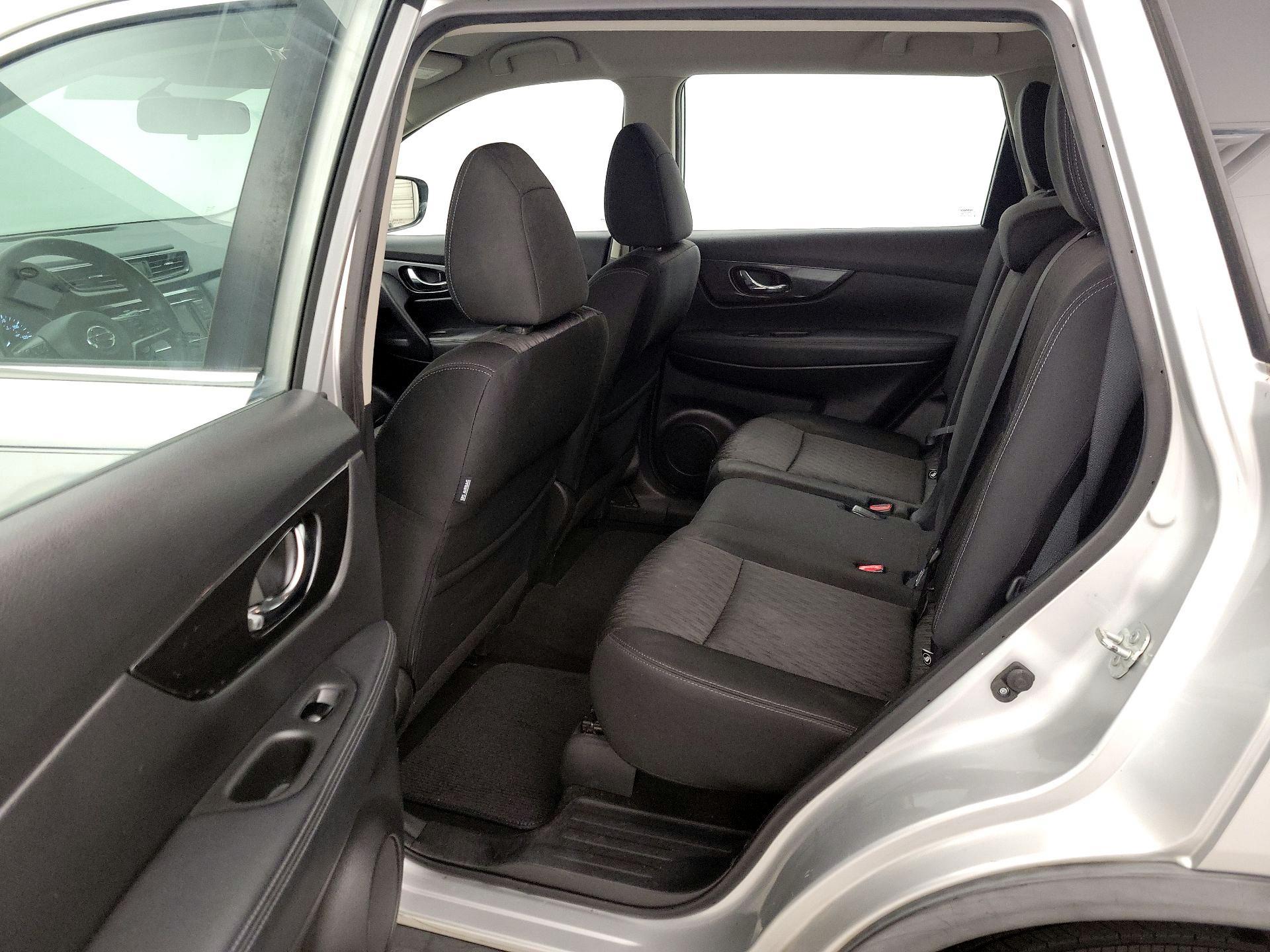 Thumbnail: 2018 Nissan Rogue - 19
