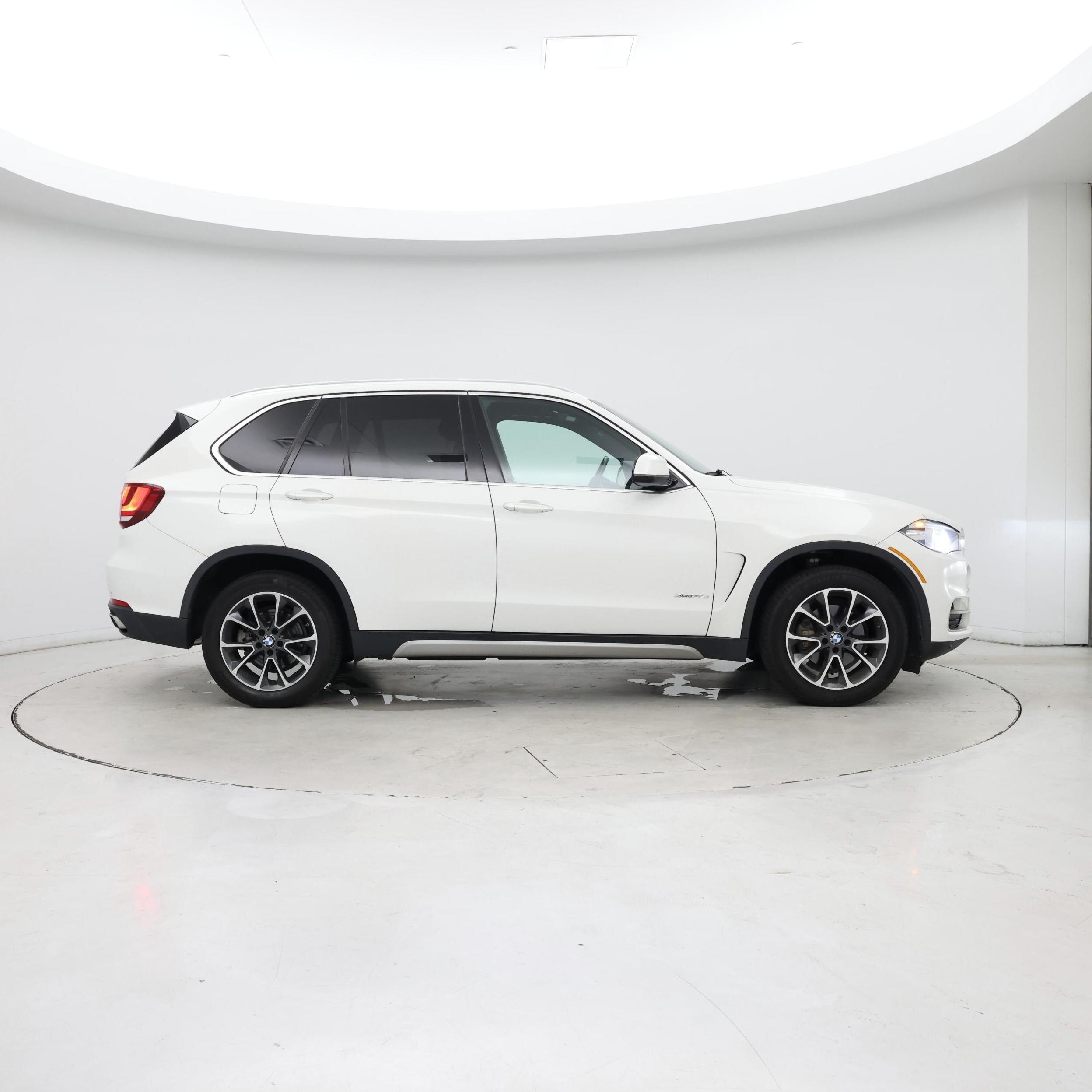 Thumbnail: 2018 BMW X5 - 7