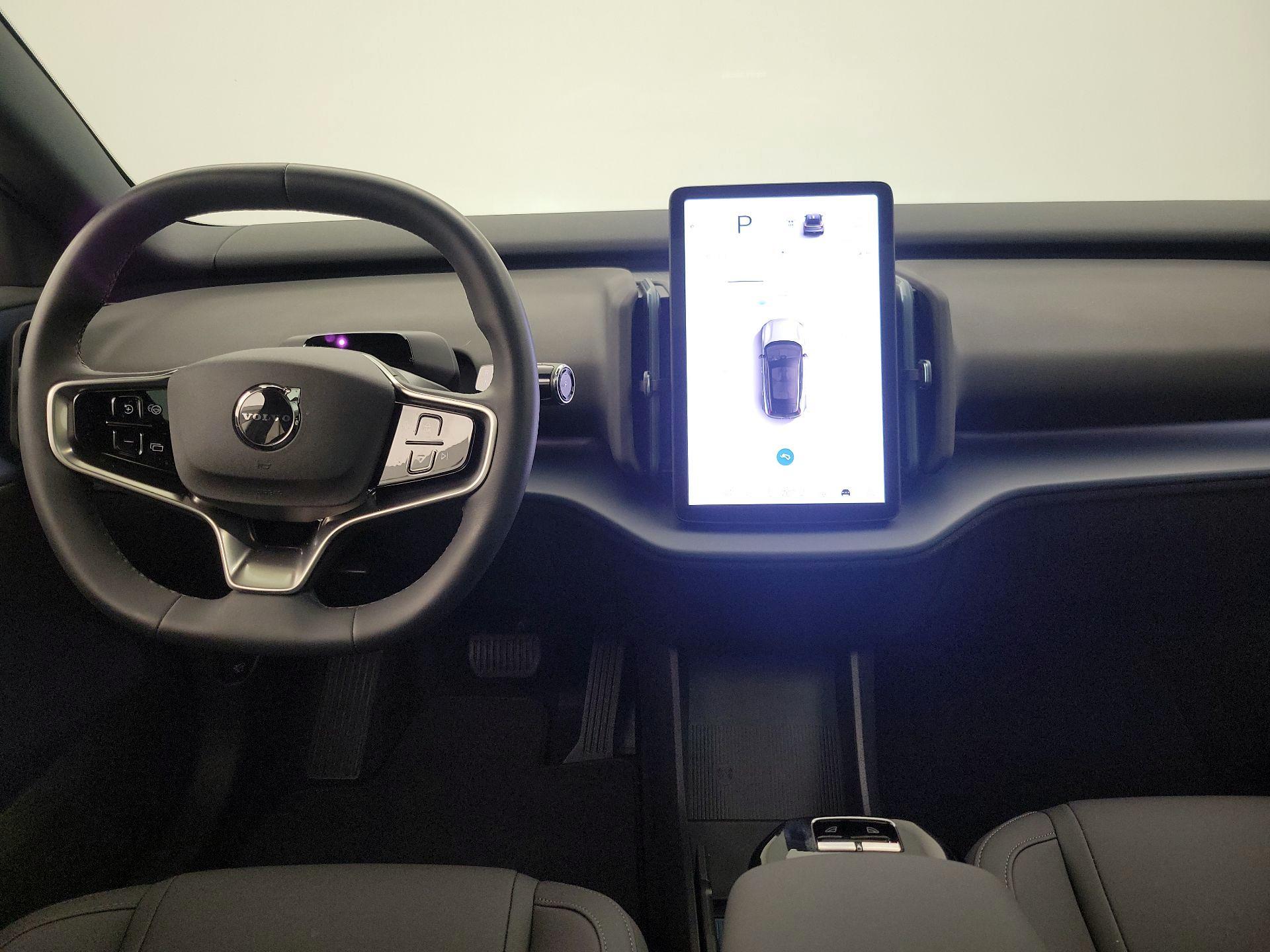 Thumbnail: 2025 Volvo EX30 - 9