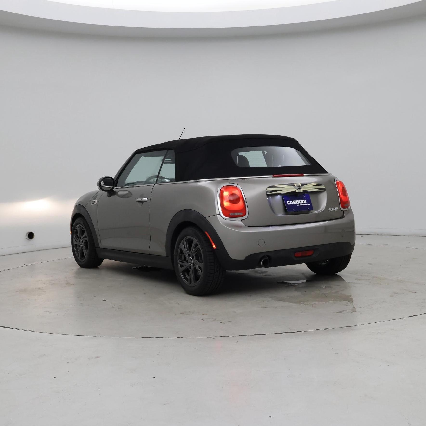 Thumbnail: 2017 MINI Cooper - 2